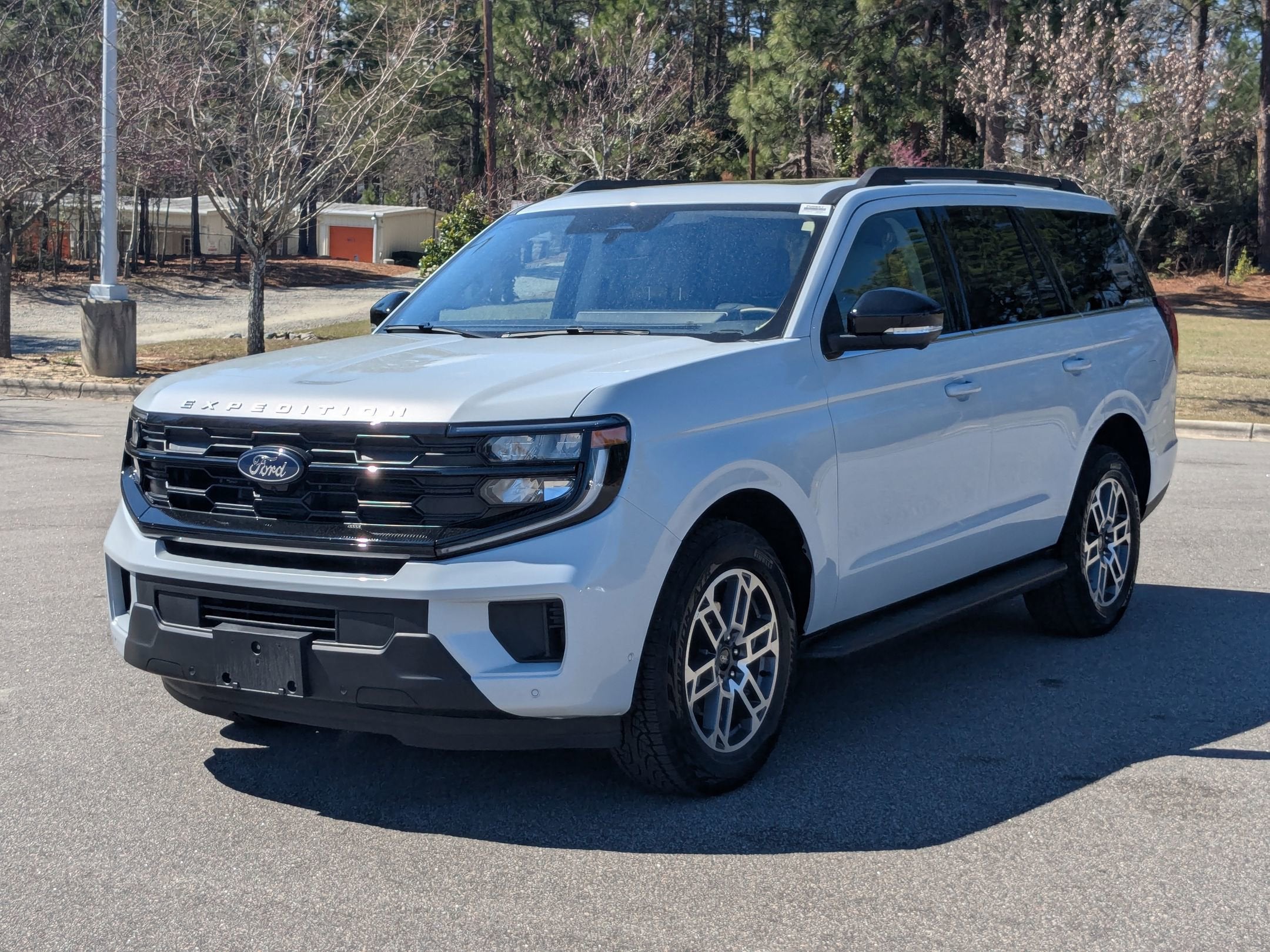 2025 Ford Expedition Active