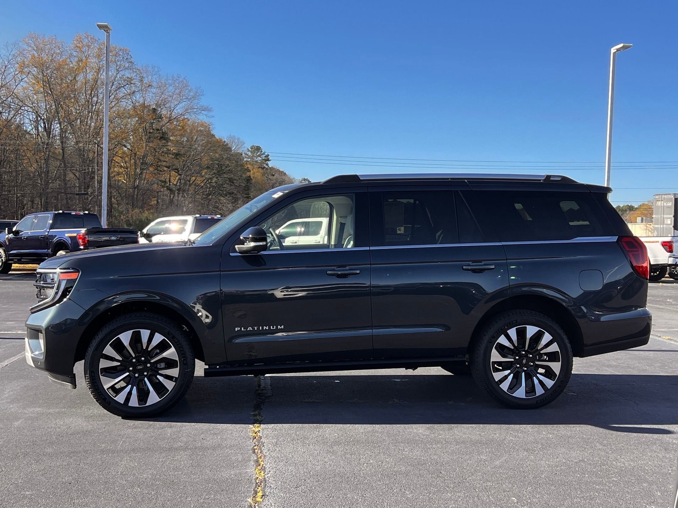 2025 Ford Expedition Platinum