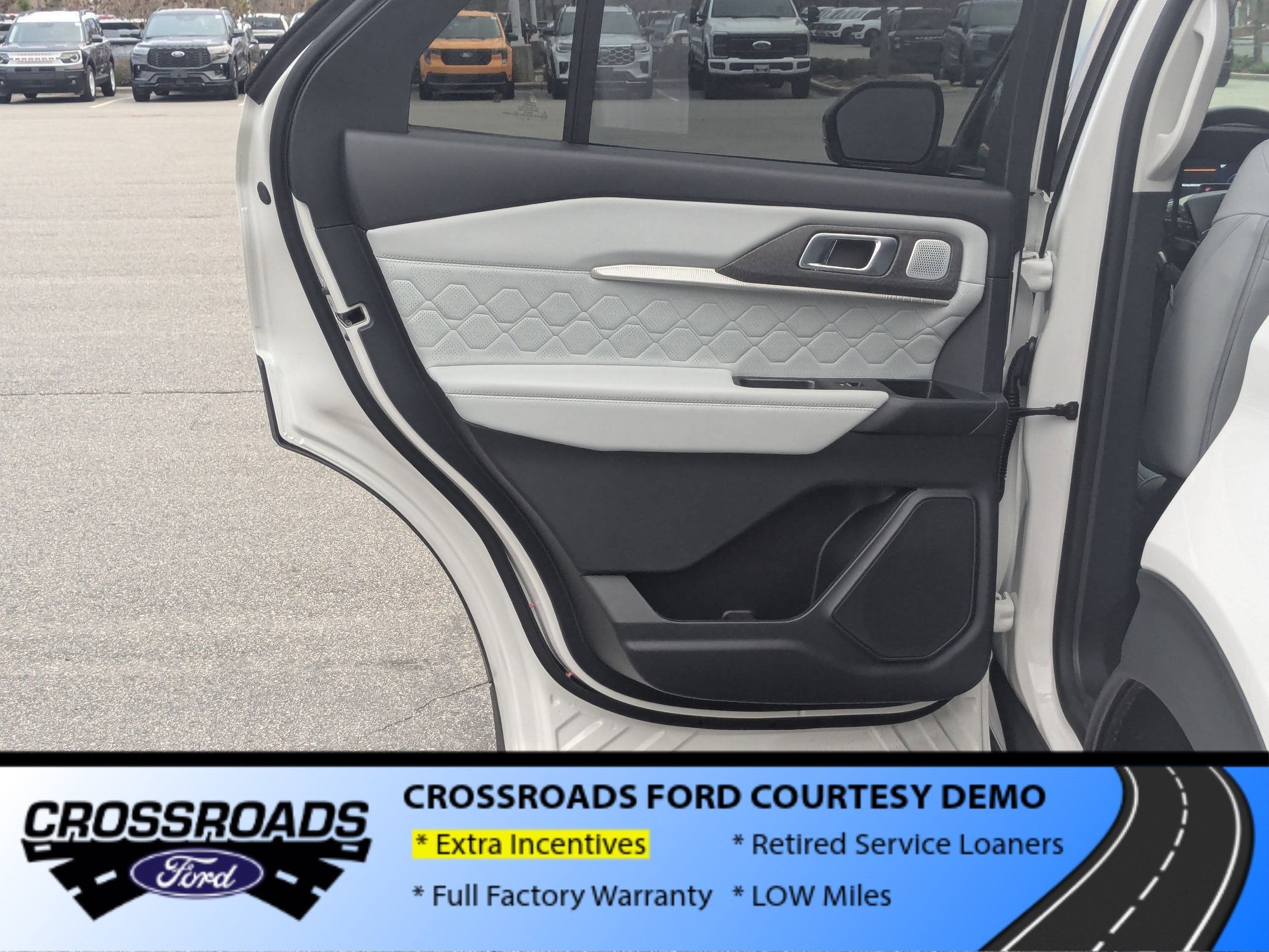 2026 Ford Explorer Platinum - Crossroads Courtesy Demo