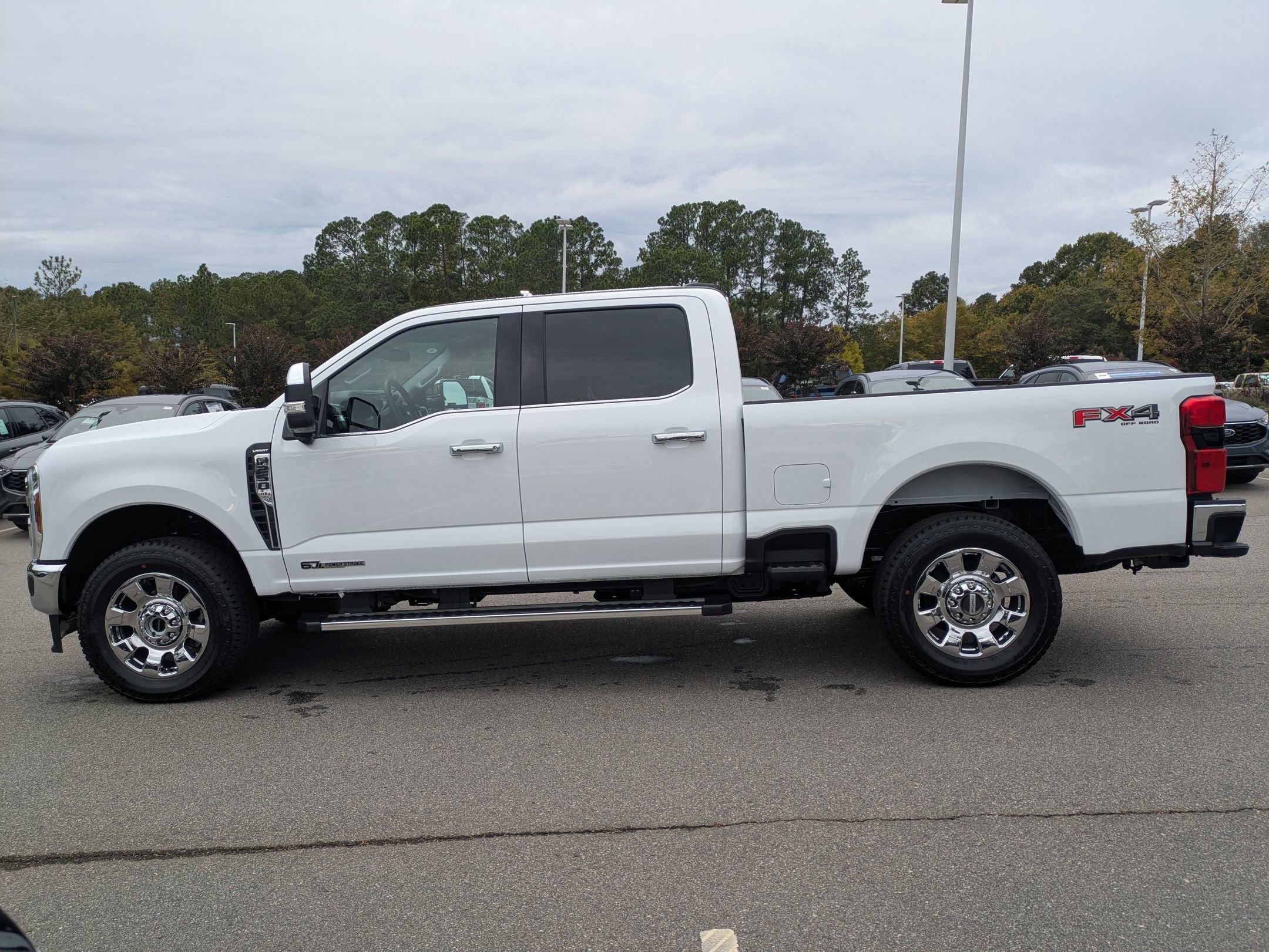 2026 Ford Super Duty F-250 SRW LARIAT