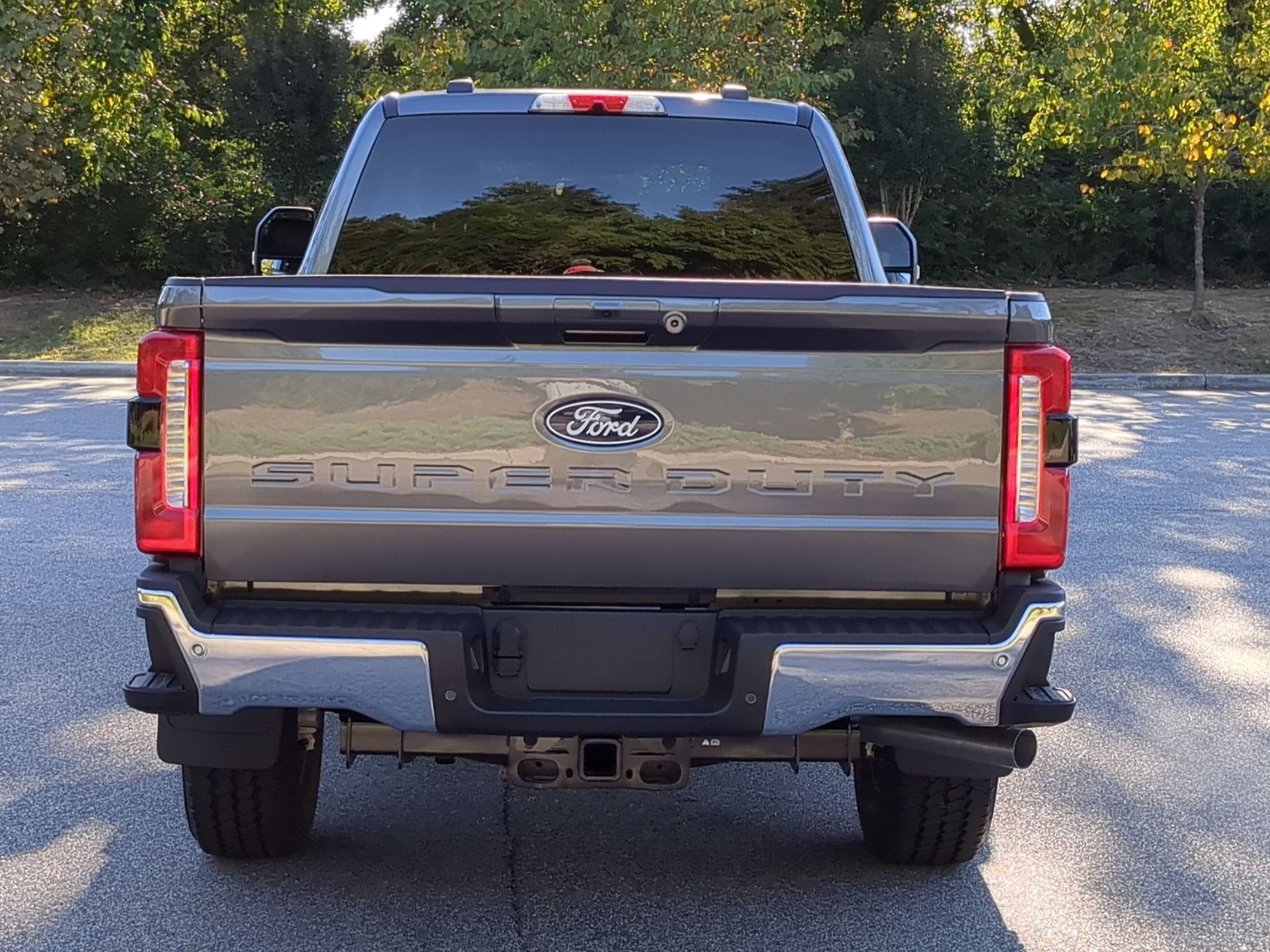 2027 Ford Super Duty F-350 SRW LARIAT