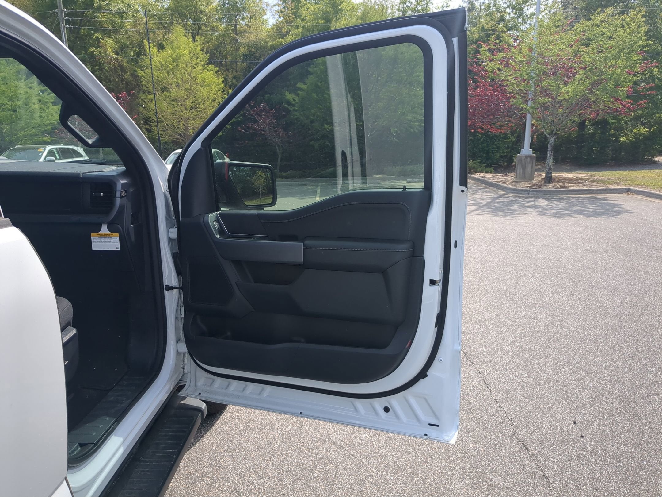 2025 Ford F-150 XLT - Crossroads Courtesy Demo