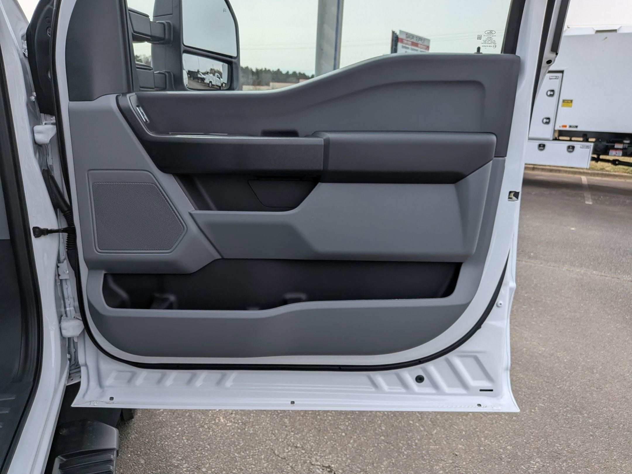 2025 Ford Super Duty F-450 DRW XL