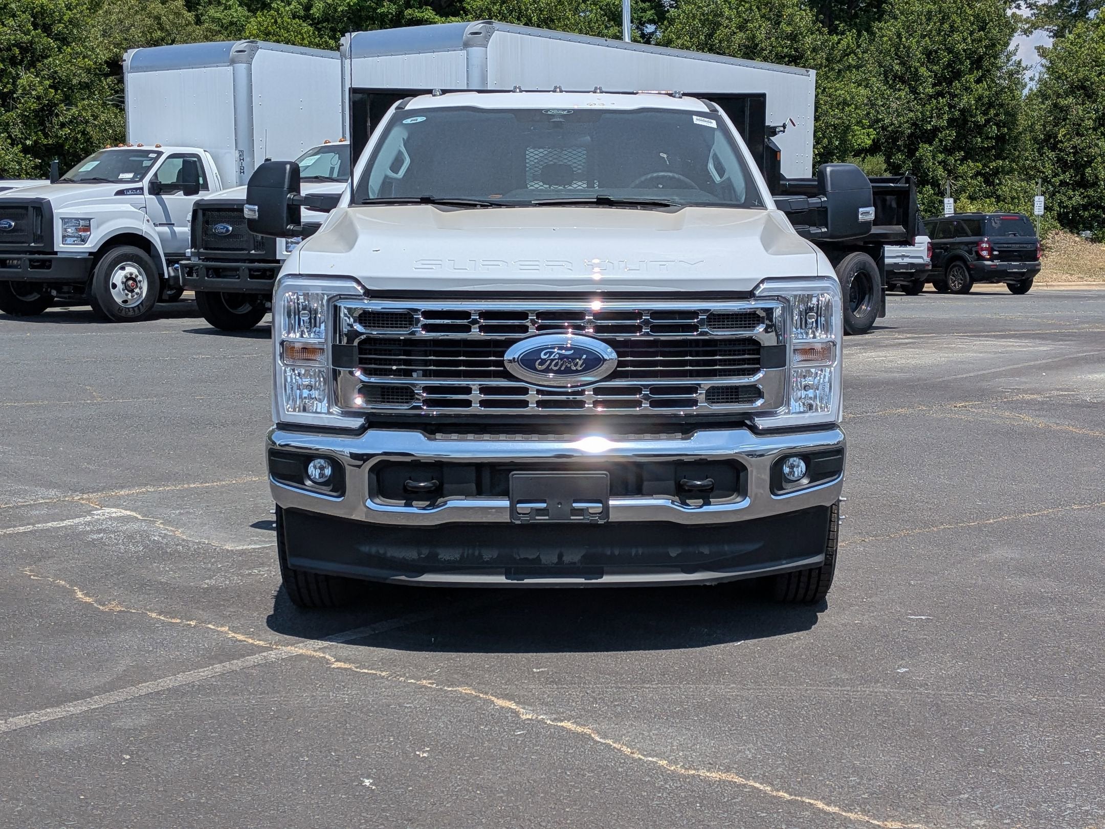 2026 Ford Super Duty F-350 DRW XL