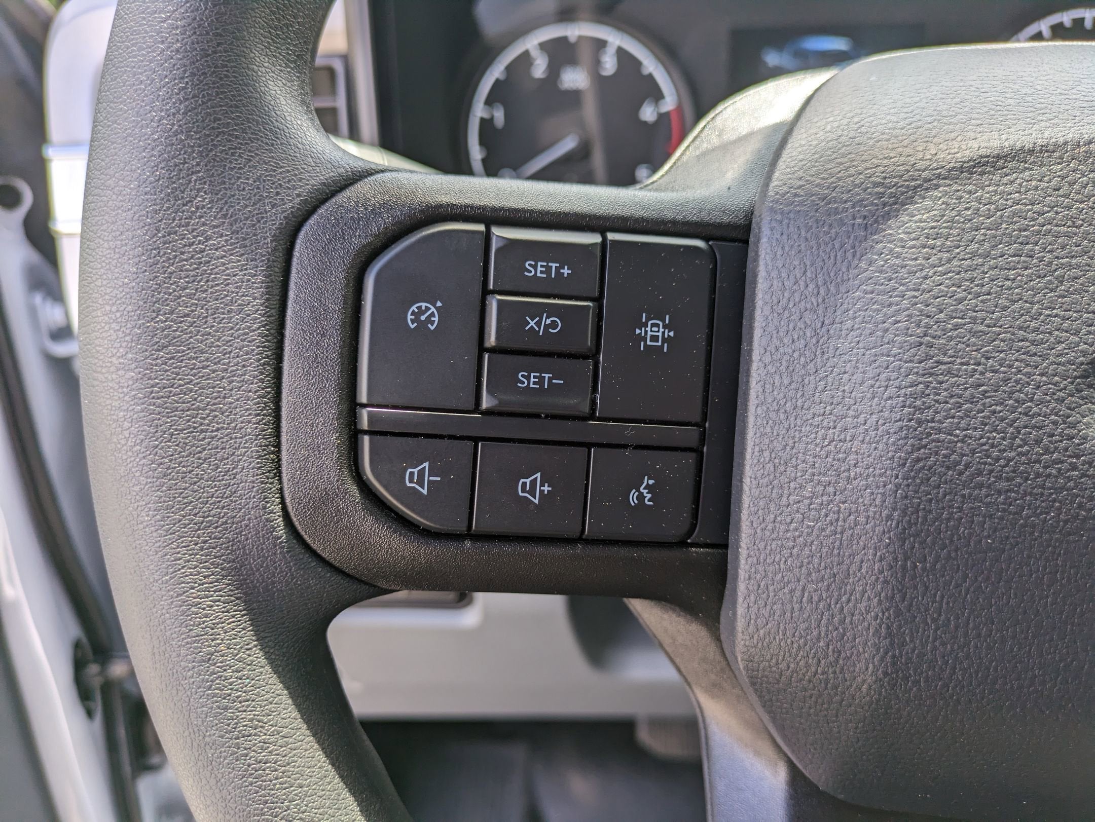 2025 Ford Super Duty F-350 DRW XL