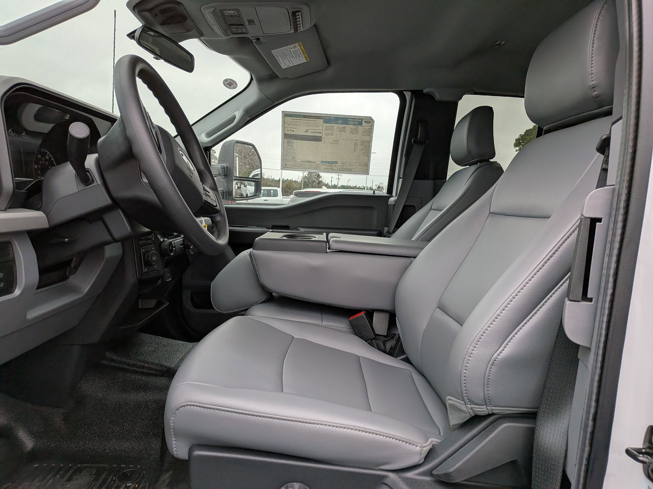 2025 Ford Super Duty F-350 SRW Reading Body XL