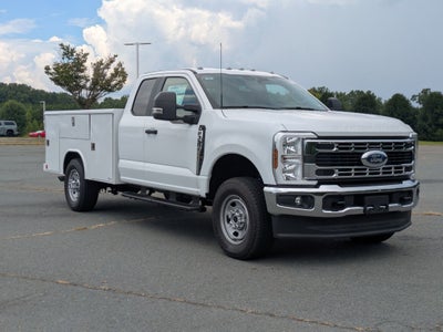 2025 Ford Super Duty F-350 SRW XL