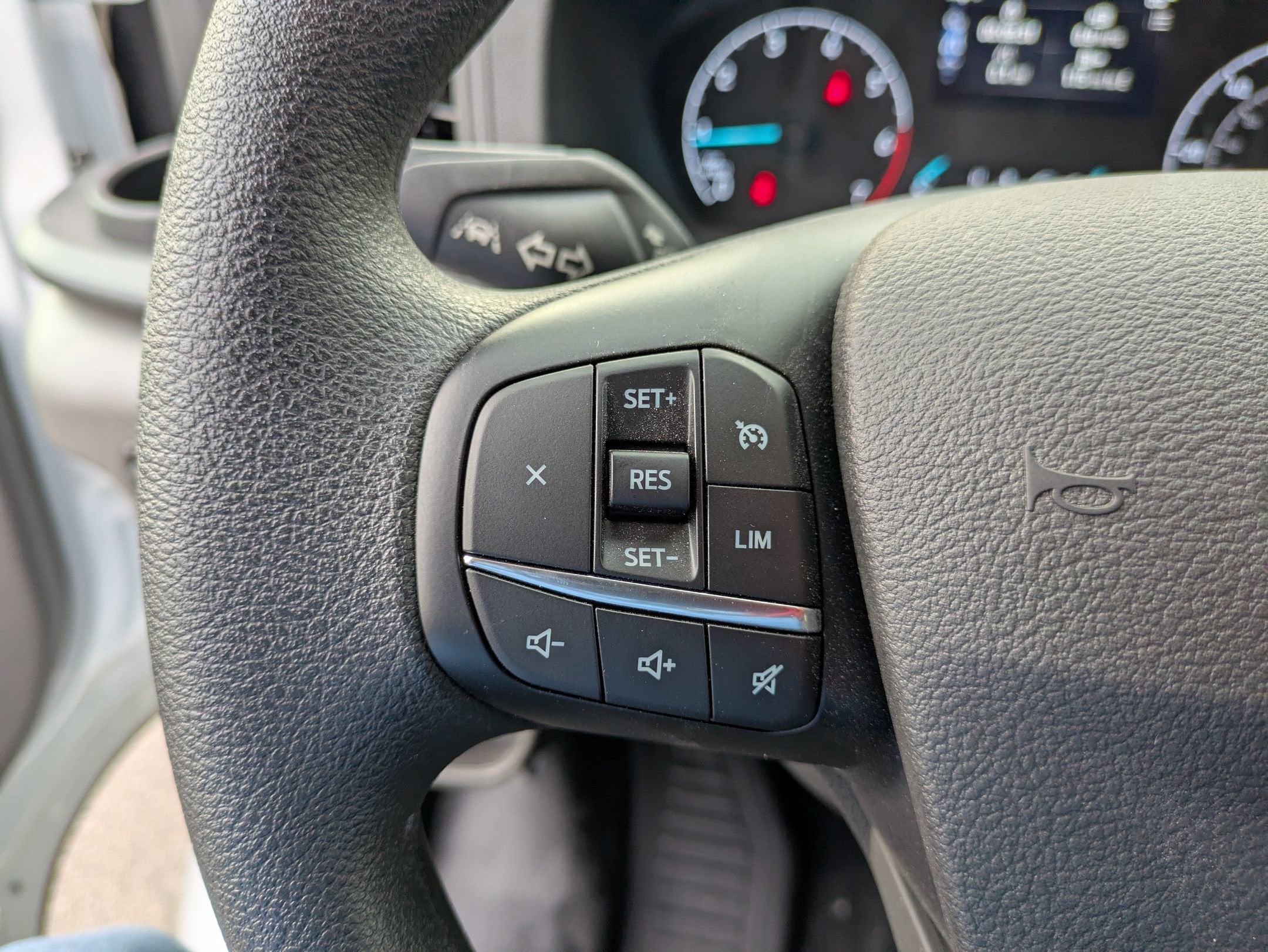 2025 Ford Transit Cutaway Base