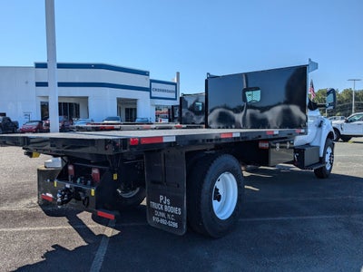 2025 Ford F-650SD Base 16ft Flatbed