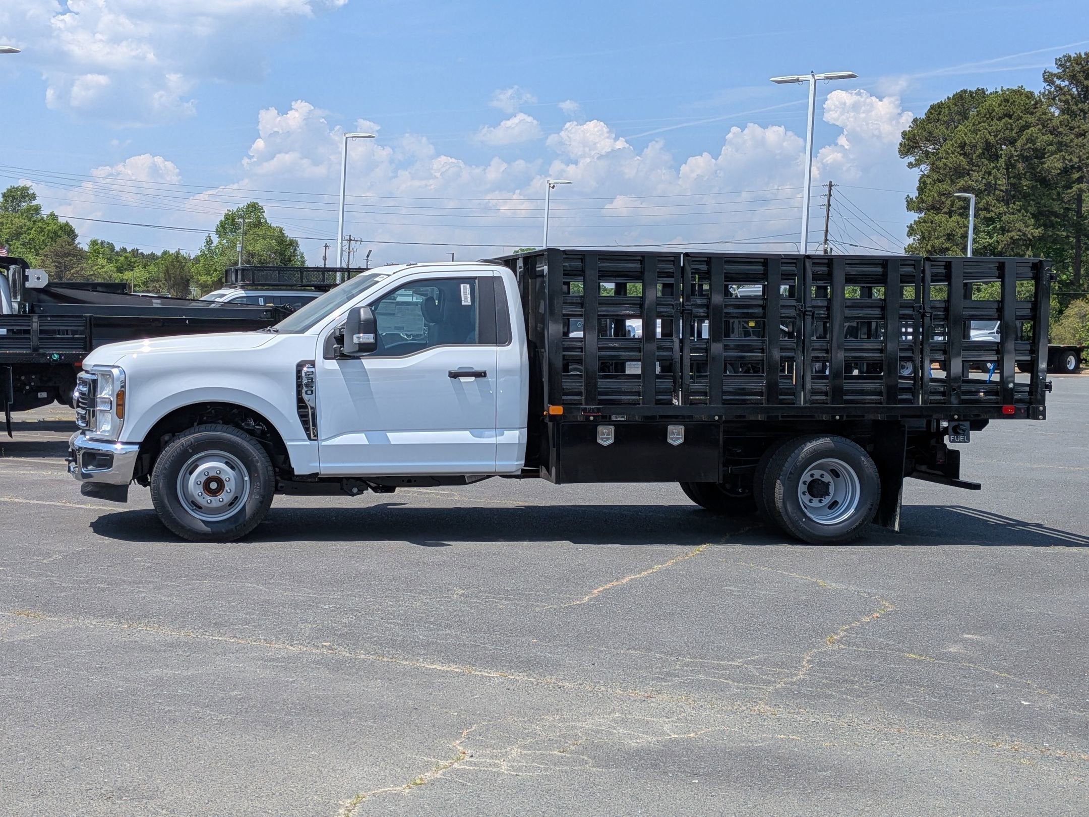 2026 Ford Super Duty F-350 DRW XL