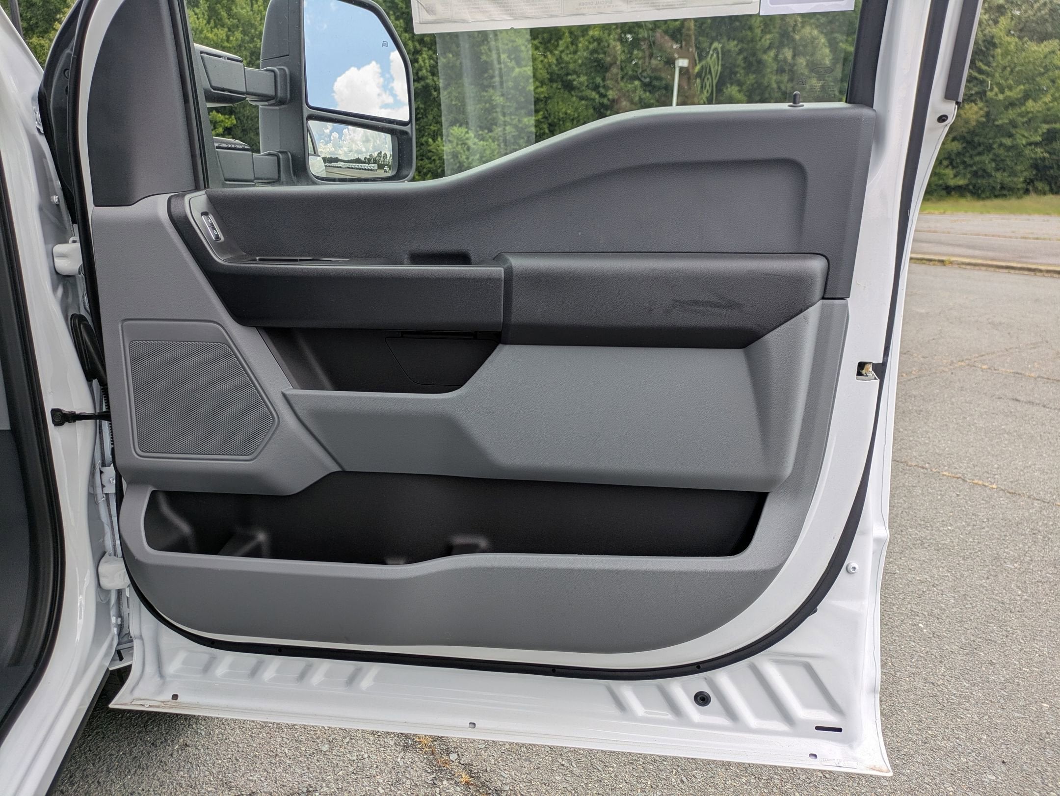 2025 Ford Super Duty F-350 DRW XL