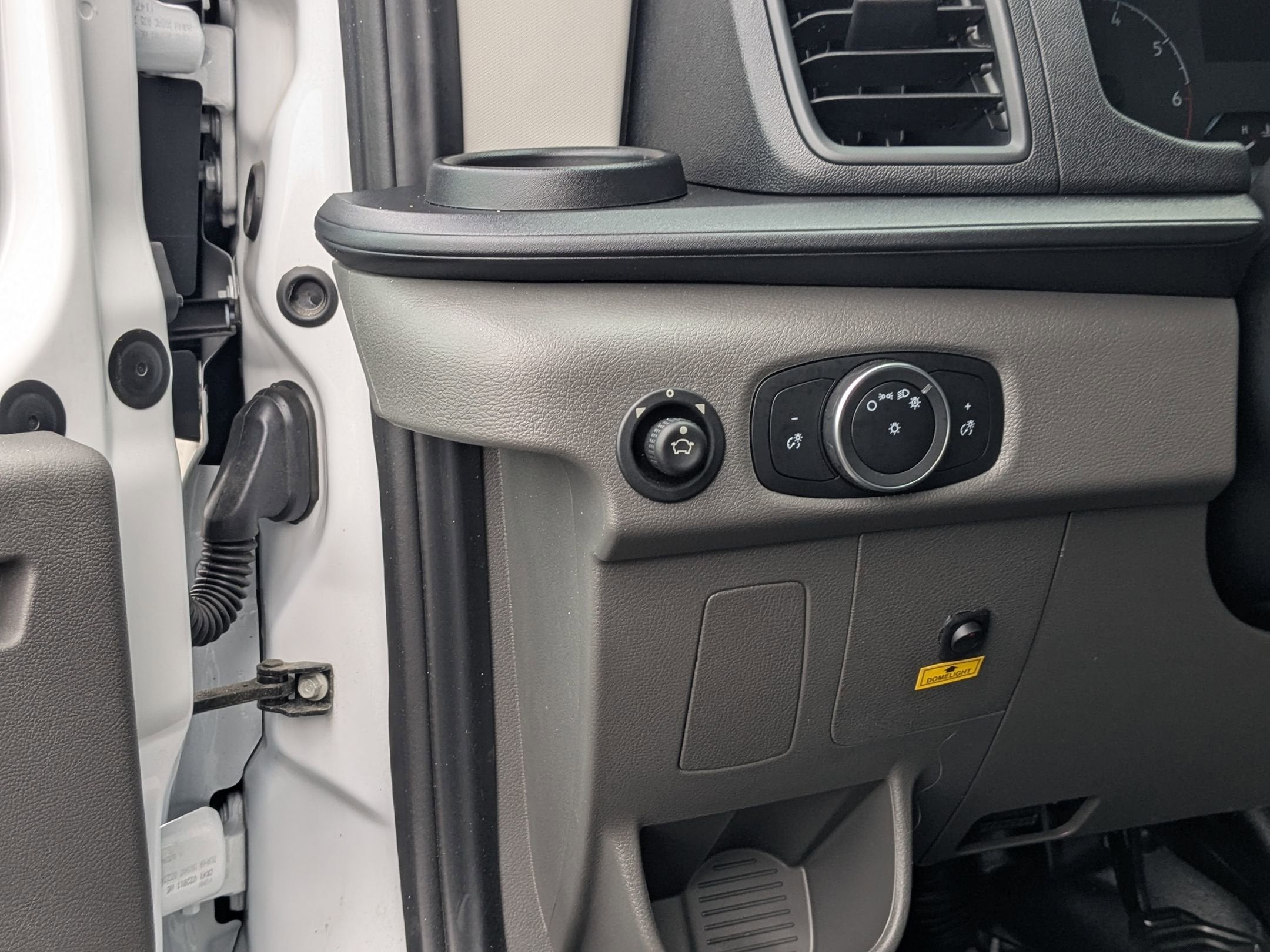 2024 Ford Transit Cutaway 12FT Box