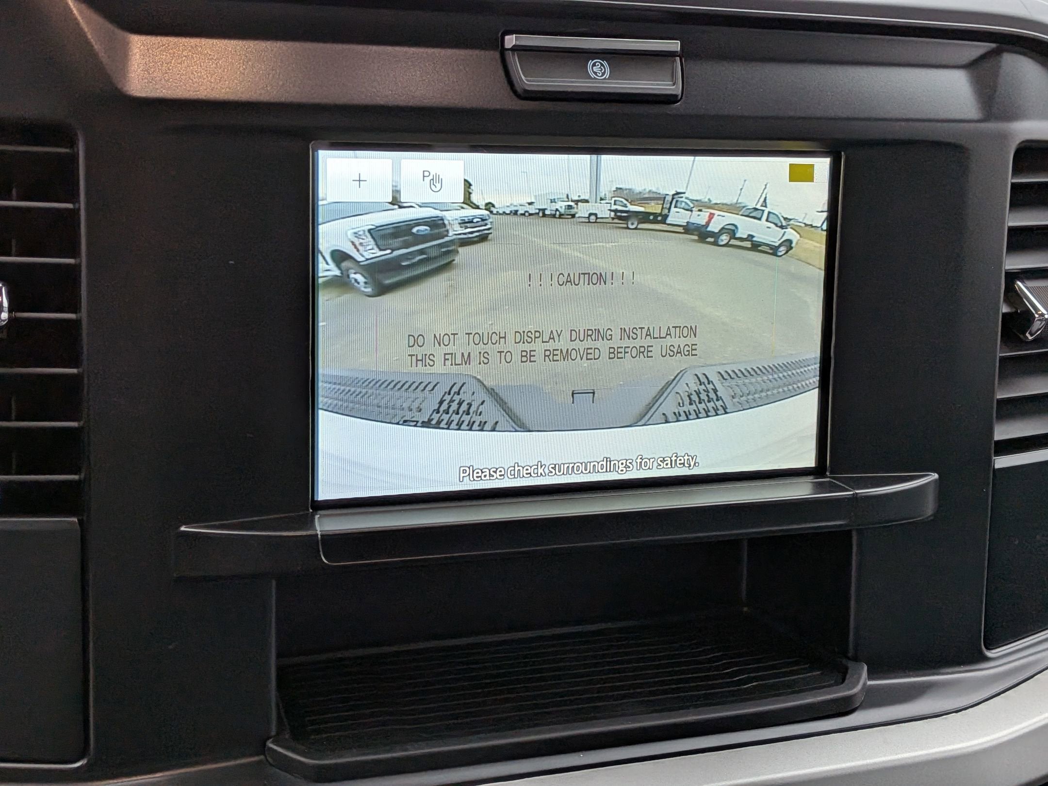 2025 Ford Super Duty F-550 DRW XL