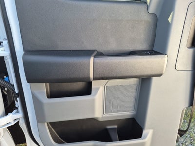 2026 Ford Super Duty F-550 DRW XLT