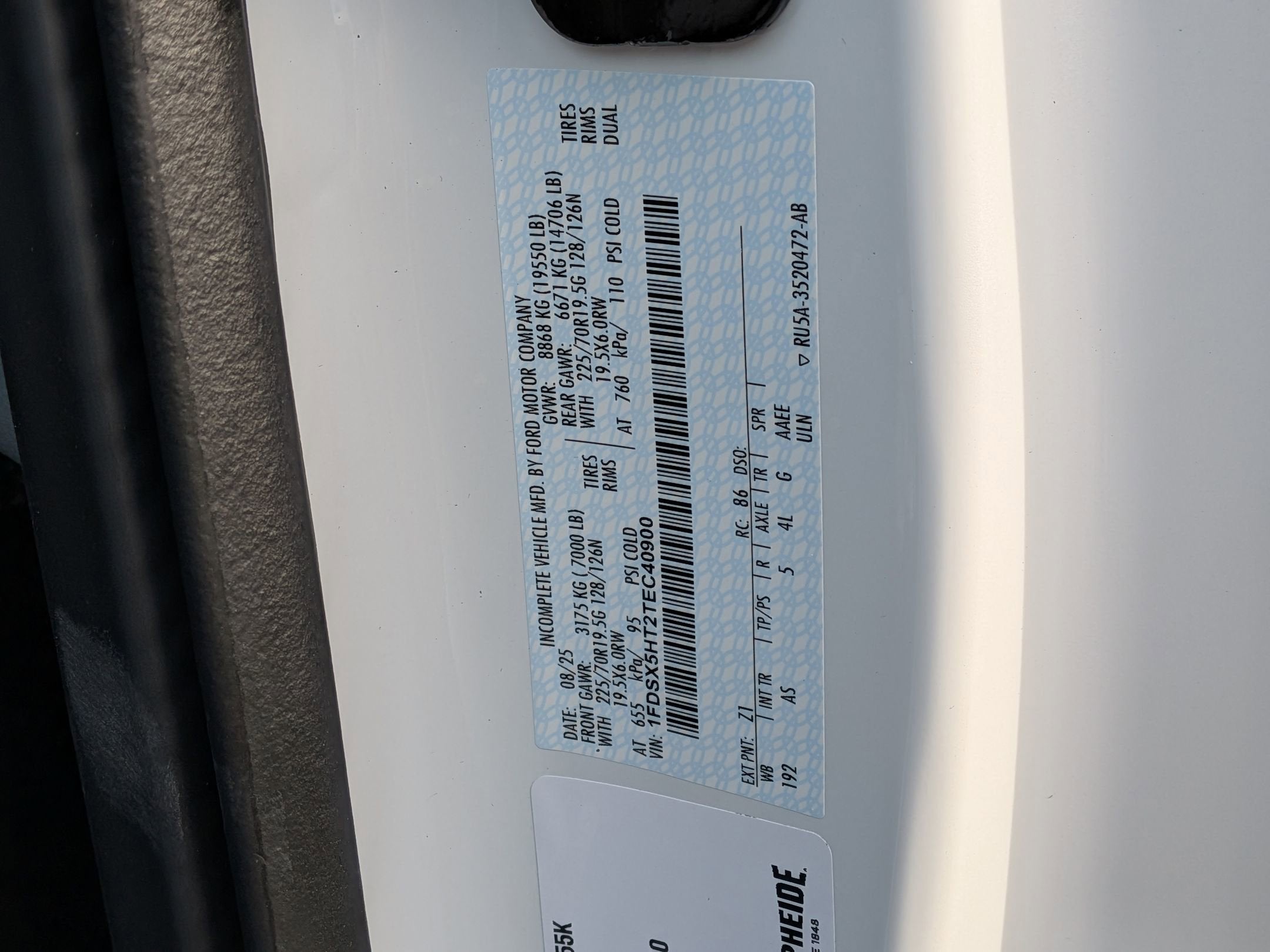 2026 Ford Super Duty F-550 DRW XL