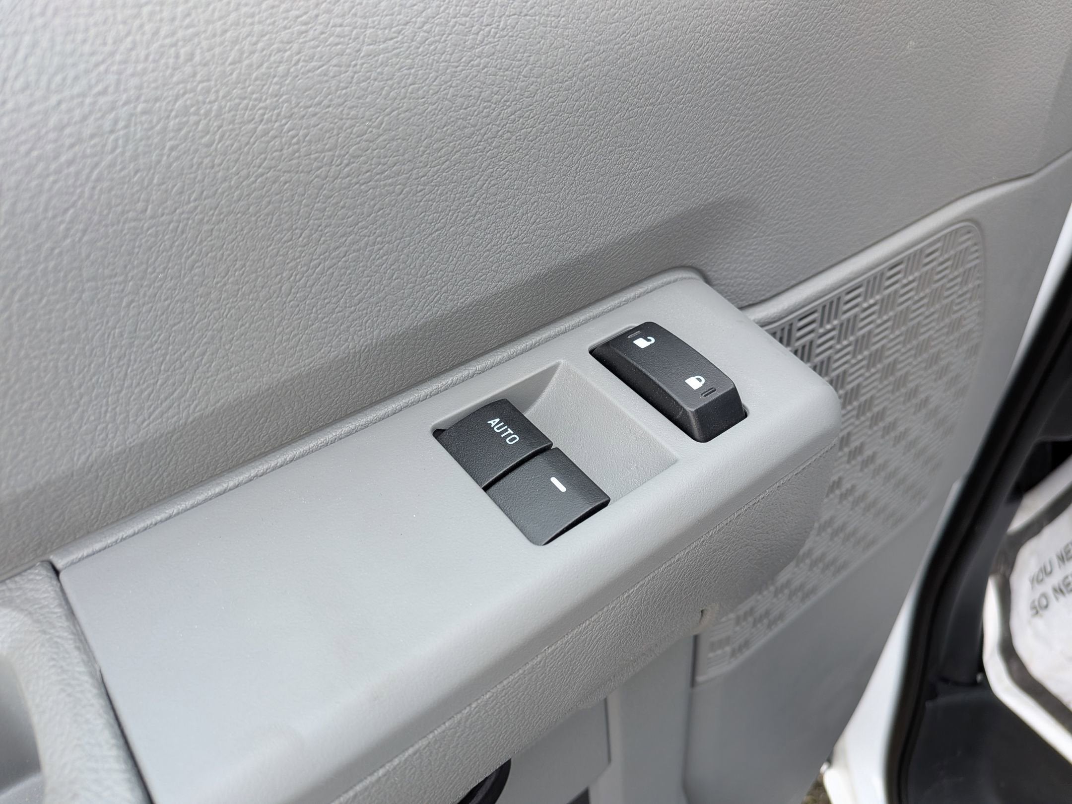 2026 Ford E-Series Cutaway Base