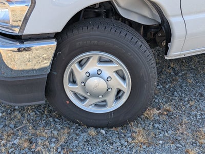 2026 Ford E-Series Cutaway Base