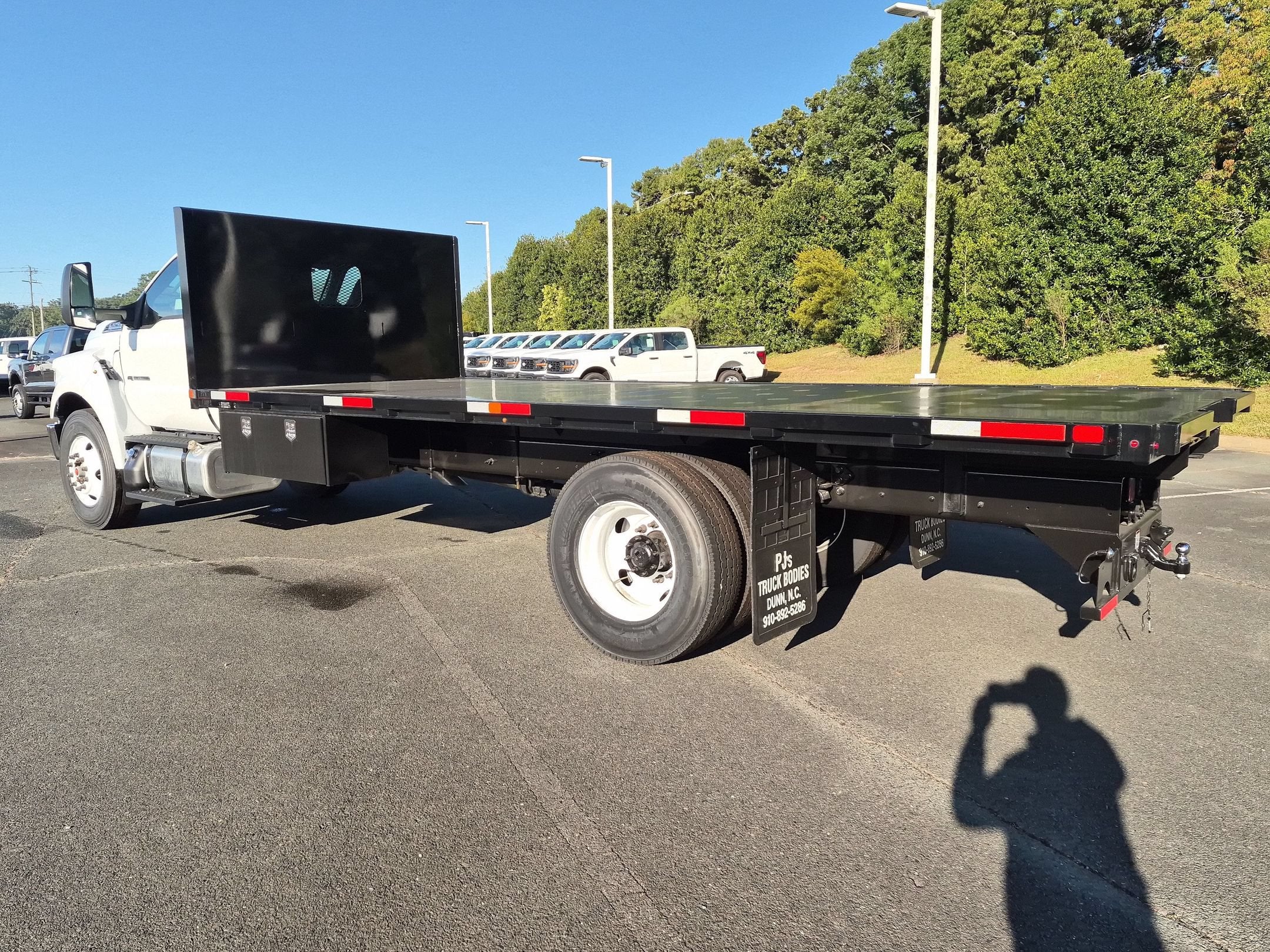 2027 Ford F-750SD Base