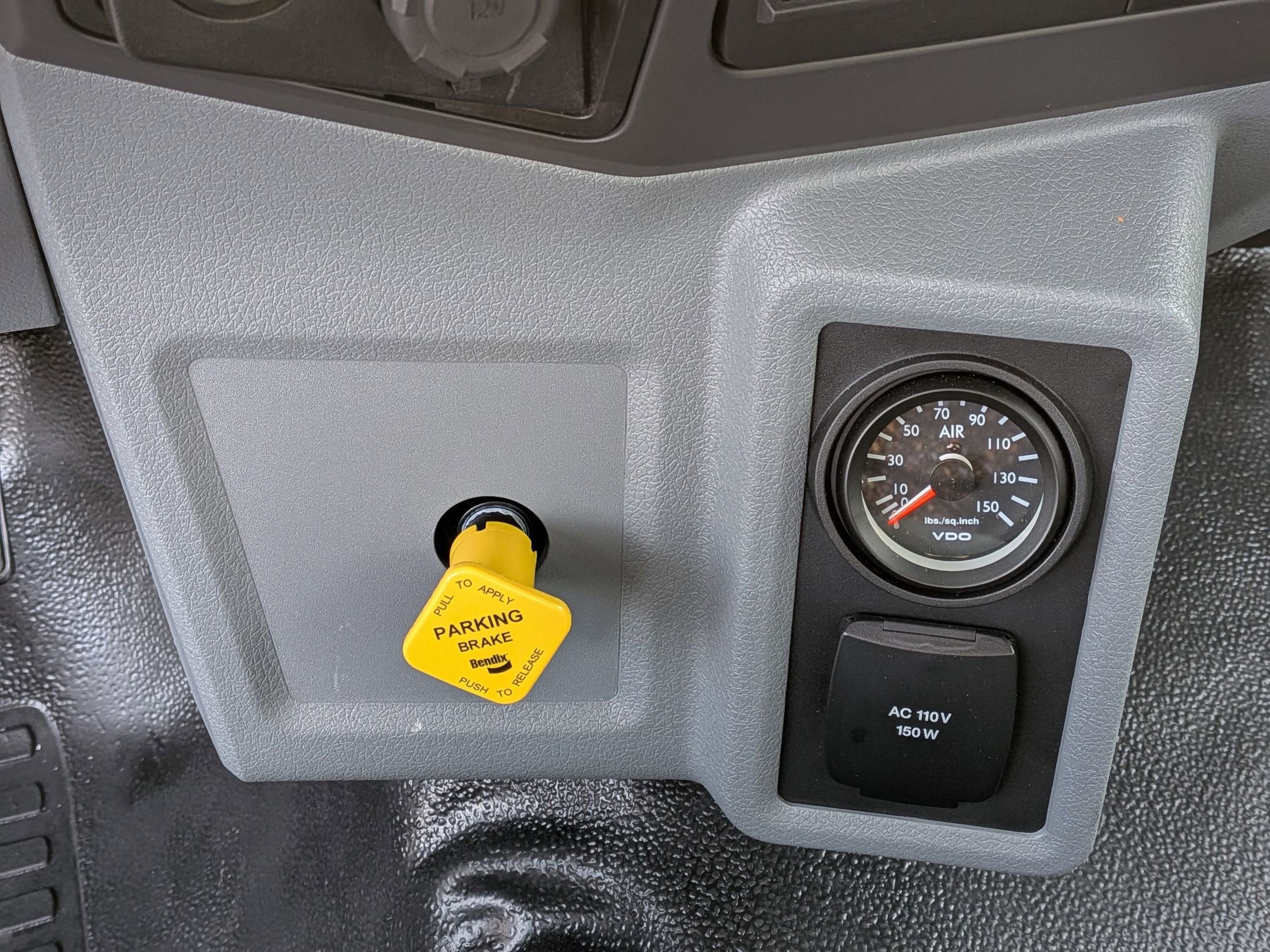 2026 Ford F-750SD Base