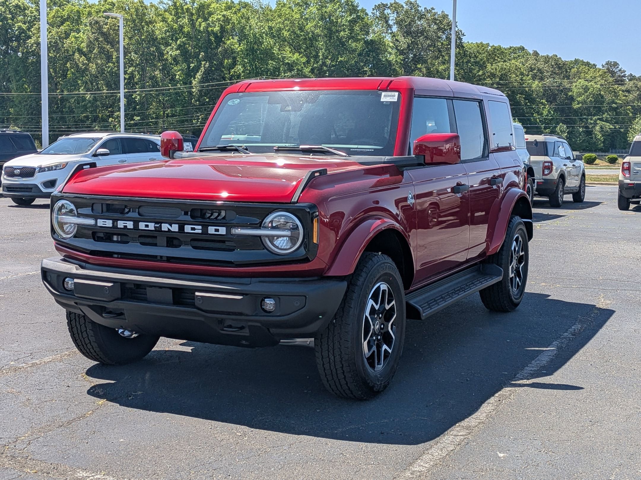 2026 Ford Bronco Outer Banks