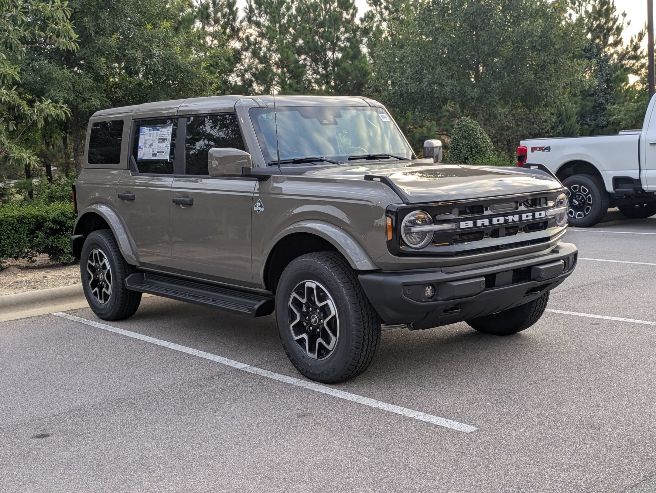 2026 Ford Bronco Lifted W/Custom Wheels