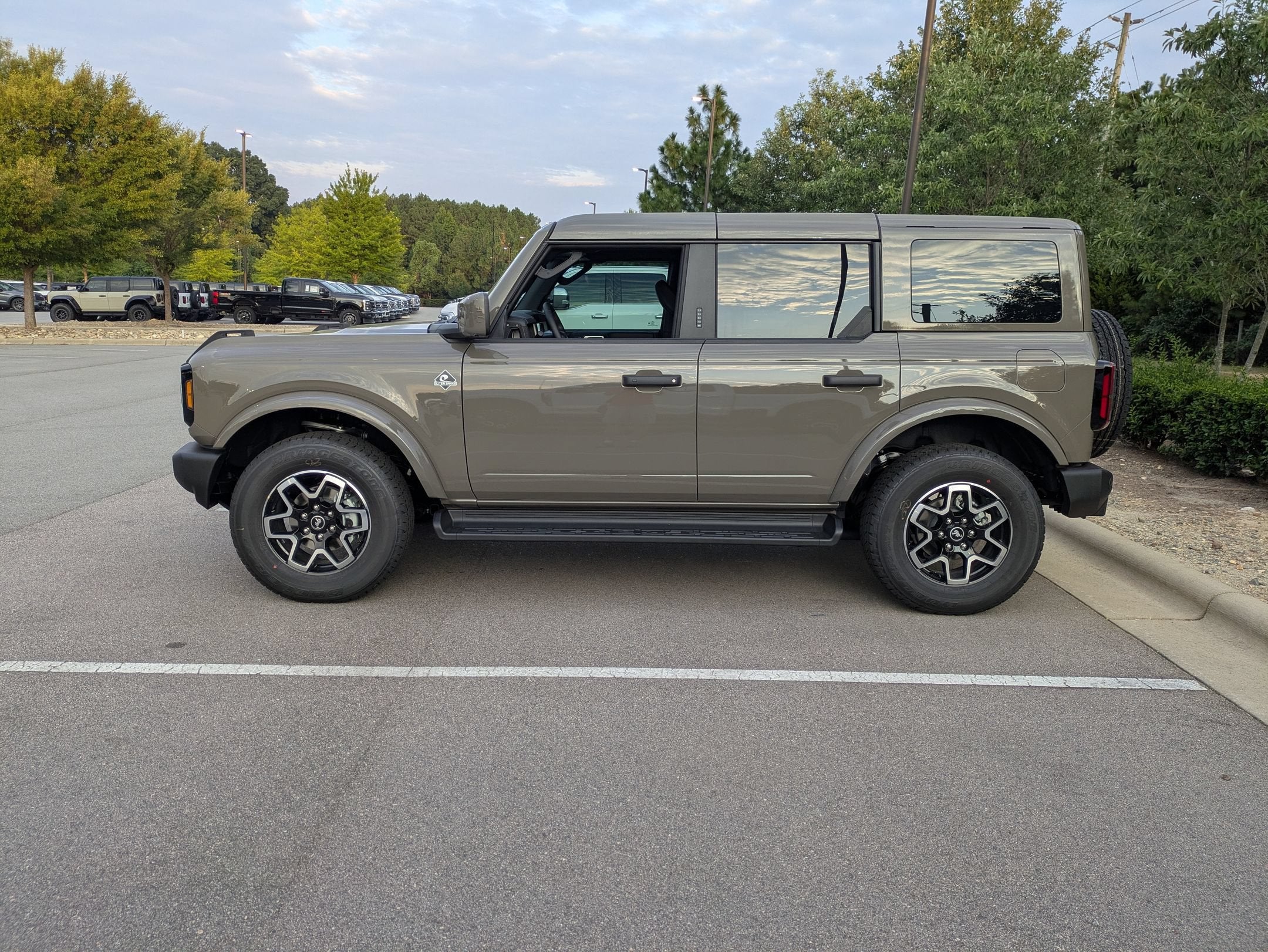2026 Ford Bronco Lifted W/Custom Wheels