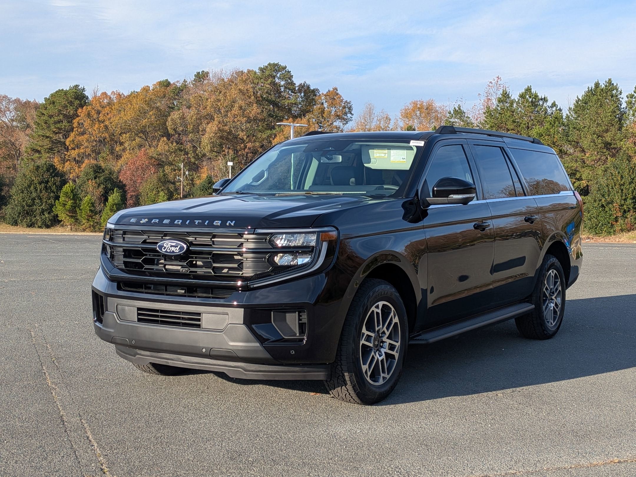 2025 Ford Expedition Max Active