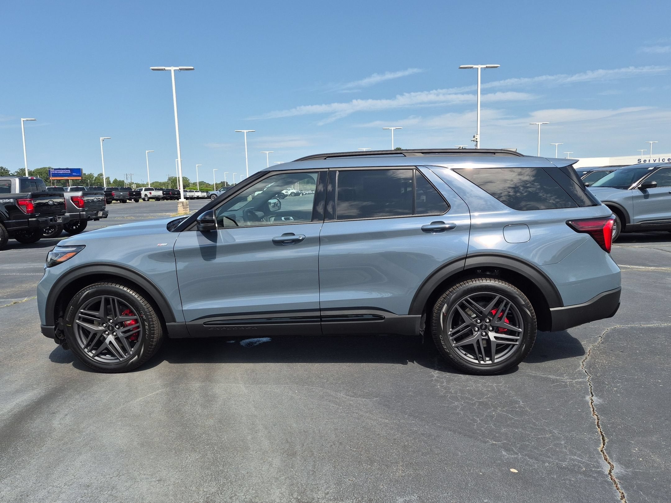 2026 Ford Explorer ST-Line