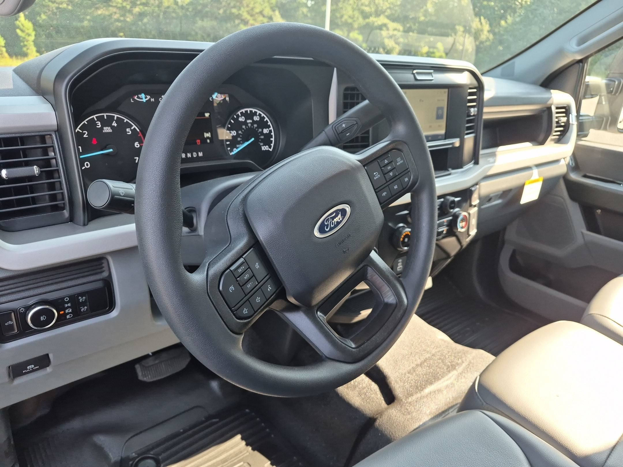 2026 Ford Super Duty F-250 SRW XL 8ft Reading SL Service Body