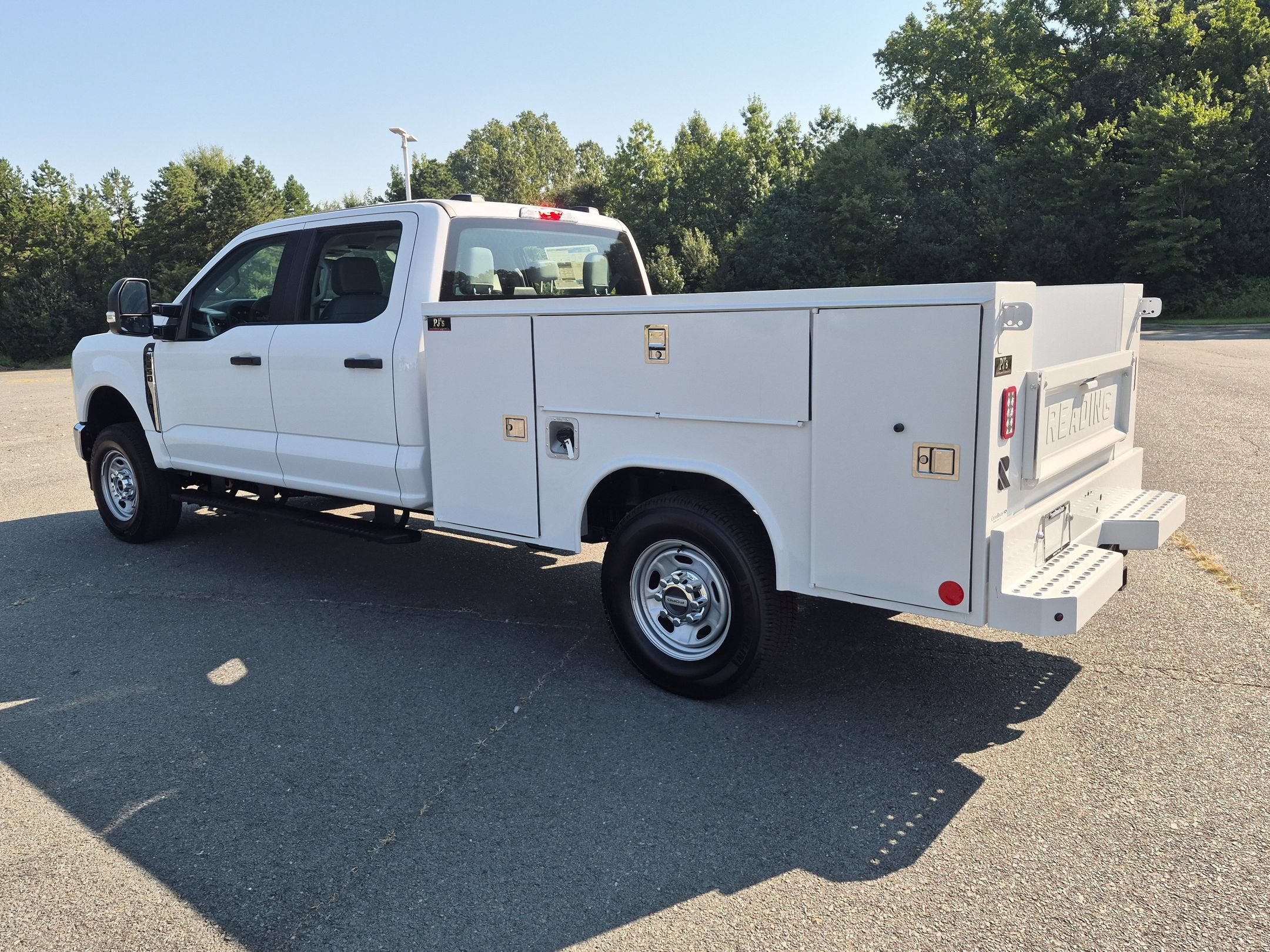2026 Ford Super Duty F-250 SRW XL 8ft Reading SL Service Body