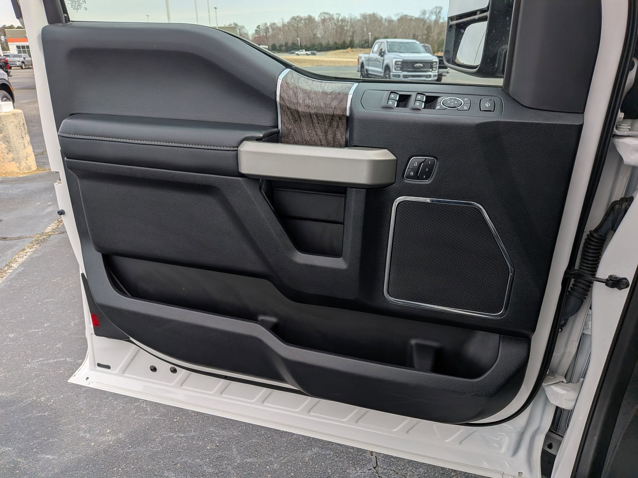 2017 Ford Super Duty F-250 SRW Lariat