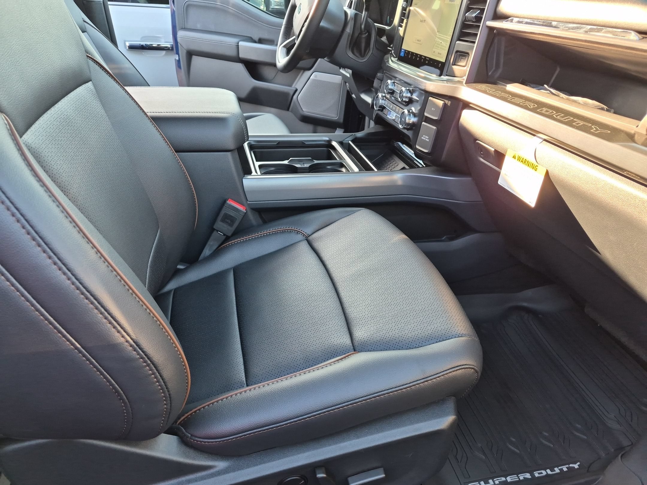 2027 Ford Super Duty F-250 SRW LARIAT