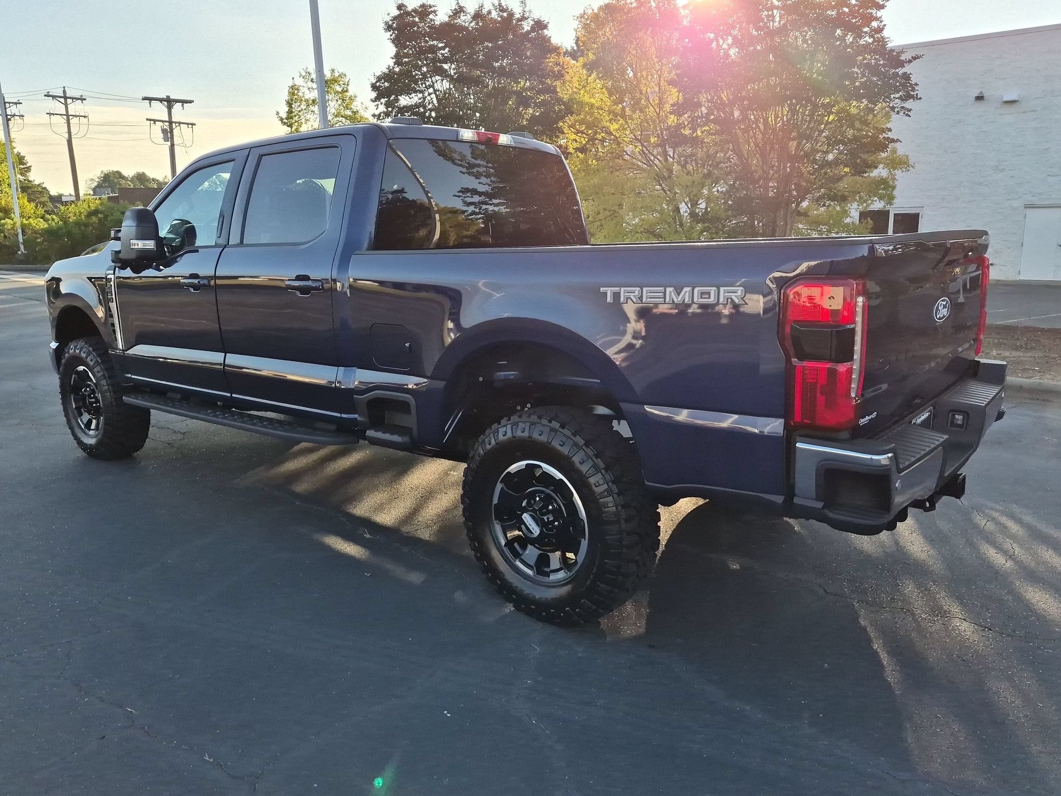 2027 Ford Super Duty F-250 SRW LARIAT