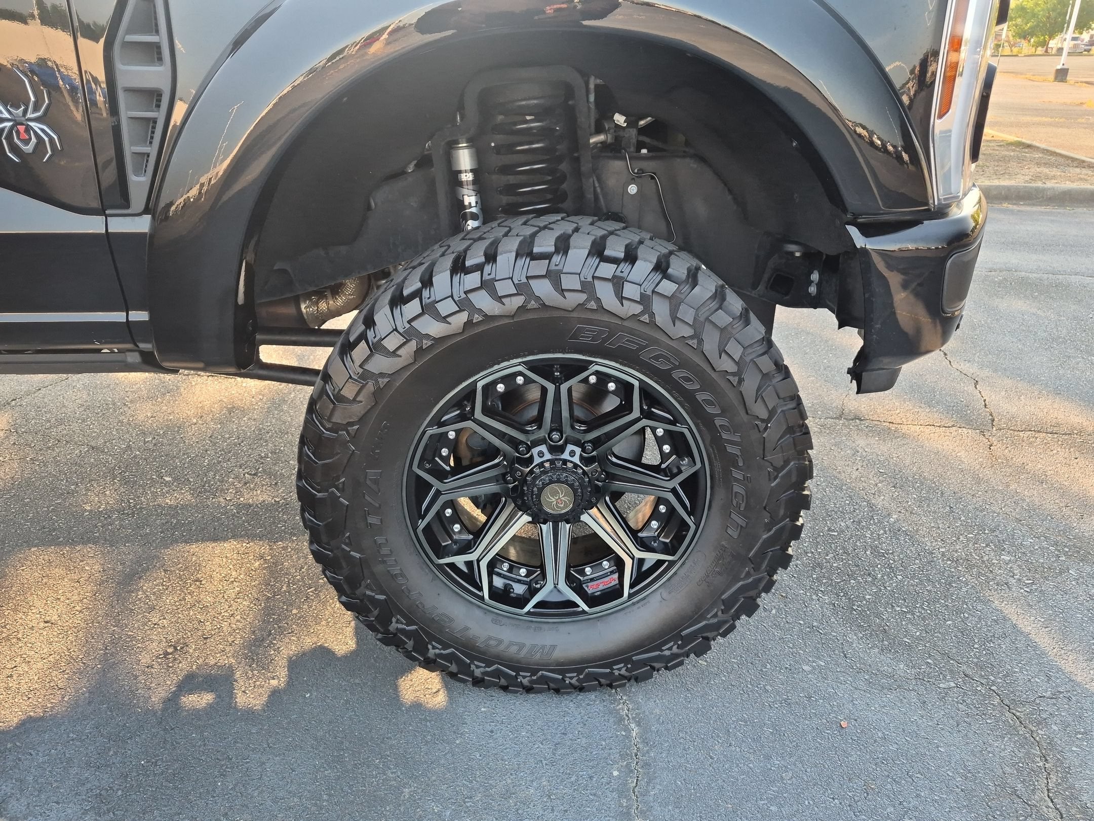 2024 Ford Super Duty F-250 SRW LARIAT