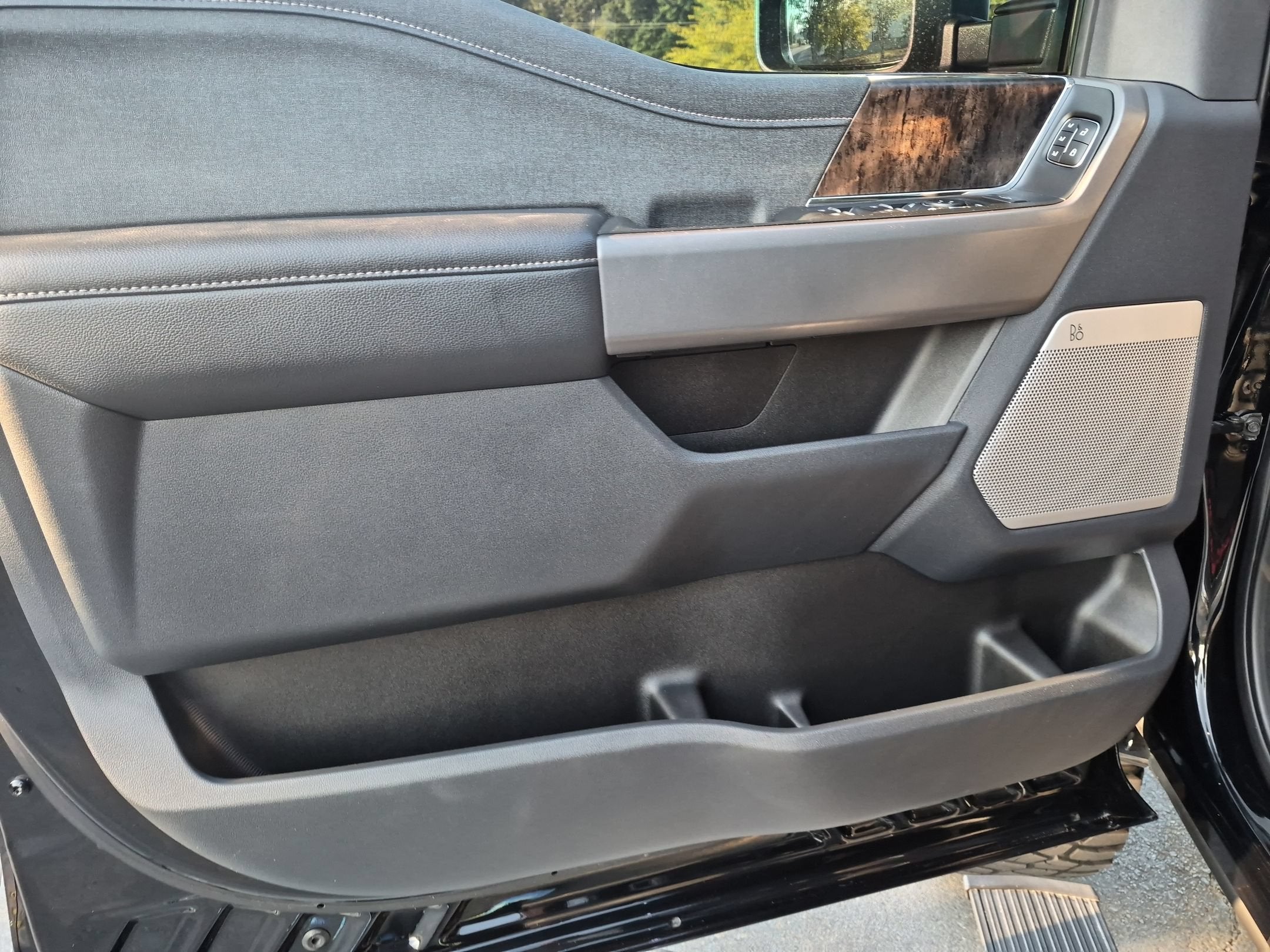 2024 Ford Super Duty F-250 SRW LARIAT