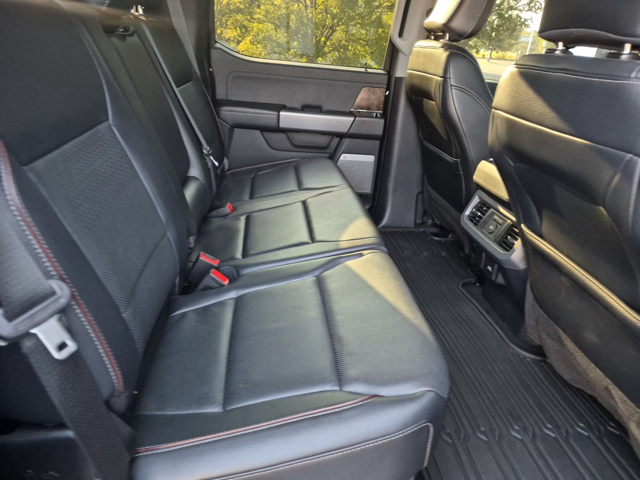 2024 Ford Super Duty F-250 SRW LARIAT