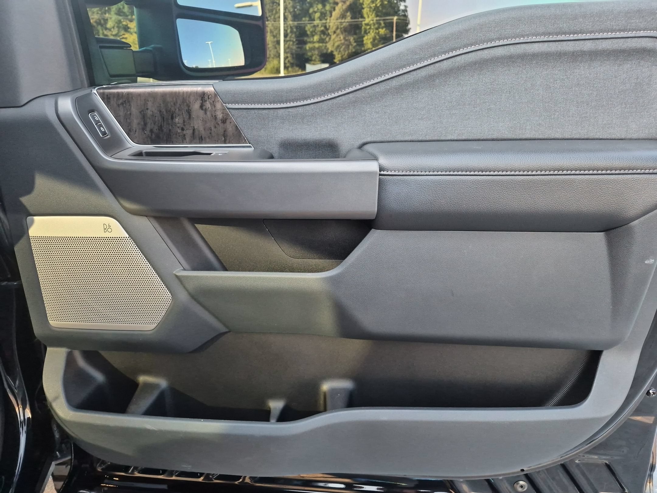 2024 Ford Super Duty F-250 SRW LARIAT