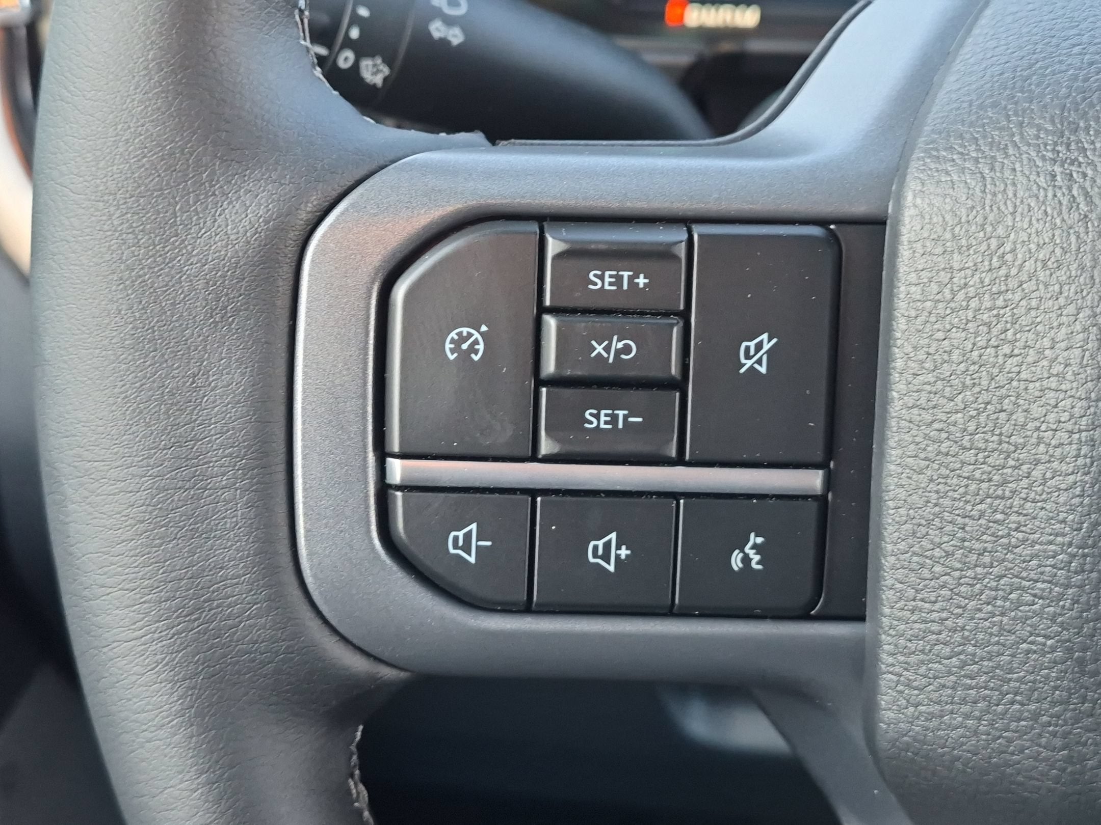 2027 Ford Super Duty F-250 SRW LARIAT
