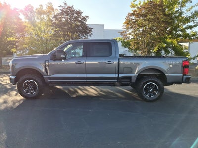 2027 Ford Super Duty F-250 SRW LARIAT