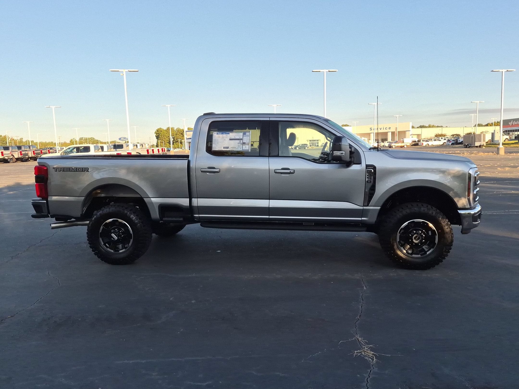 2027 Ford Super Duty F-250 SRW LARIAT