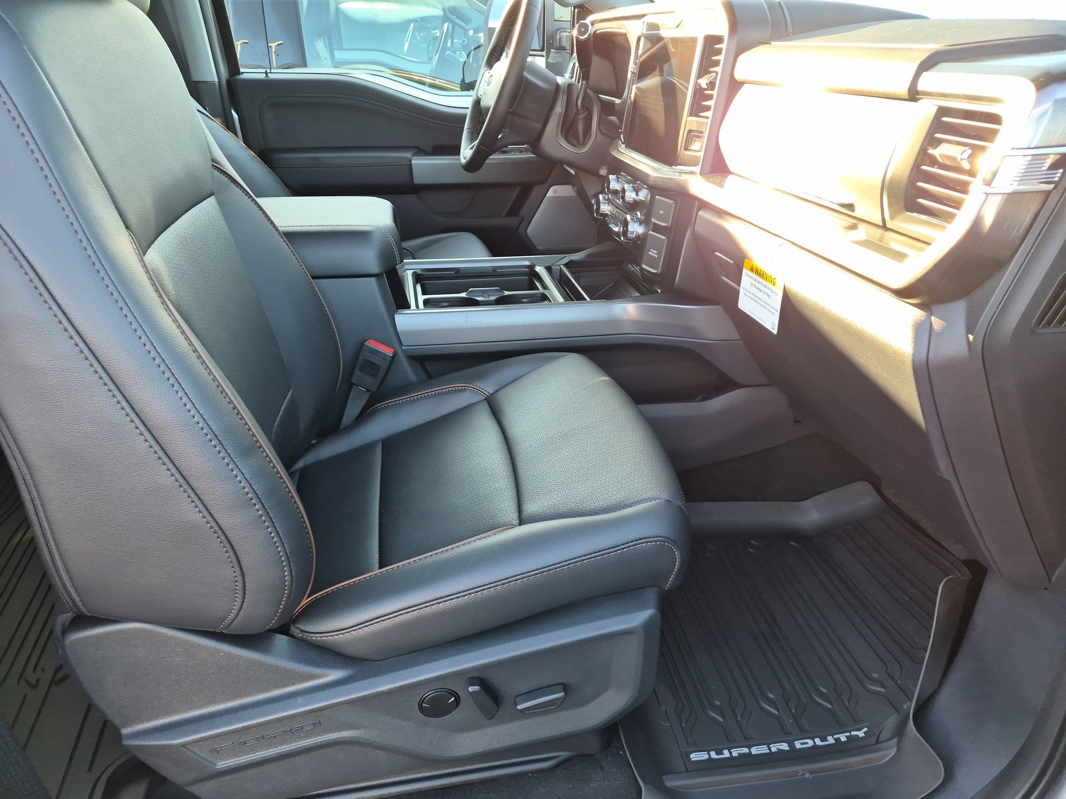 2027 Ford Super Duty F-250 SRW LARIAT