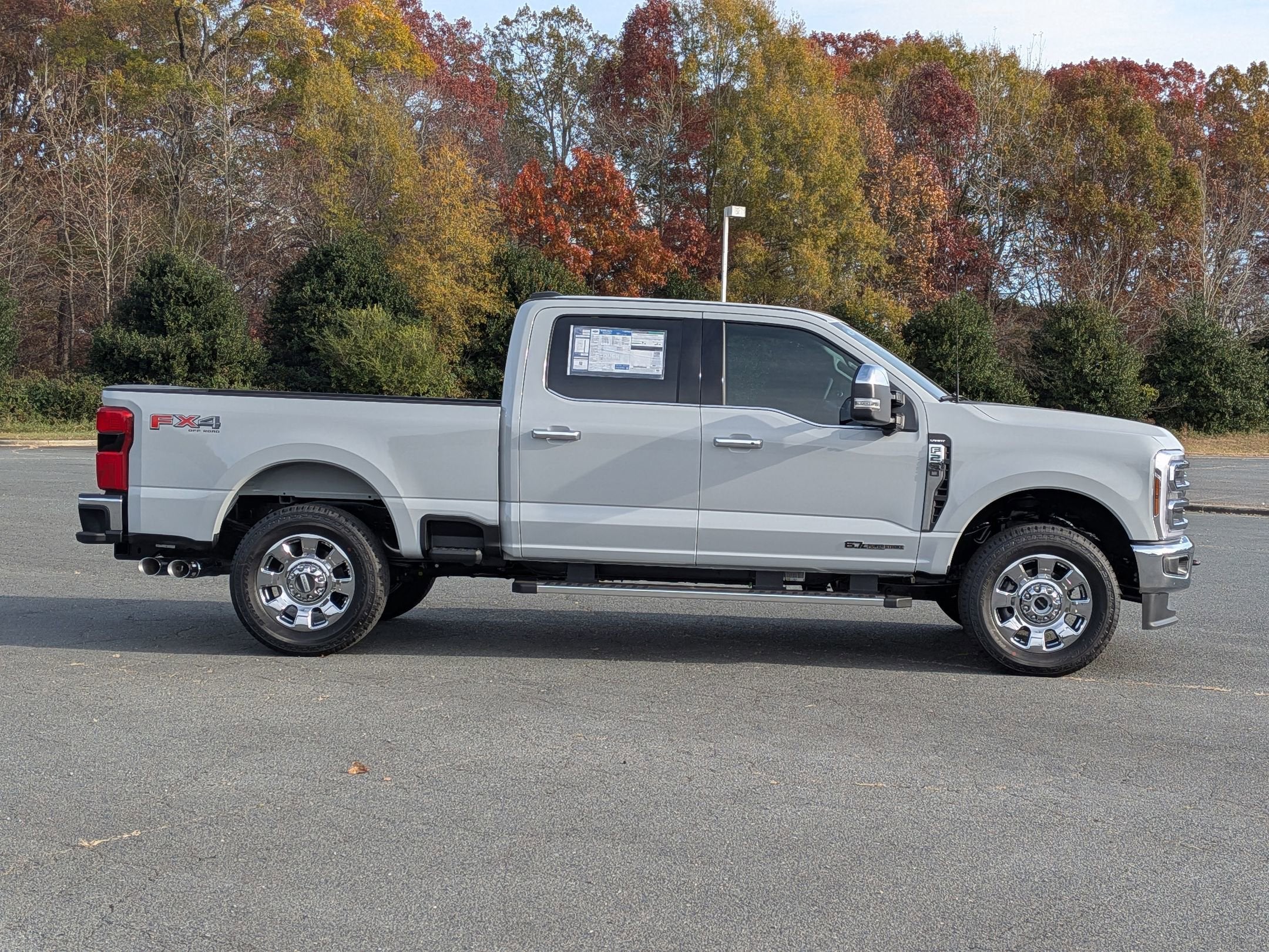 2026 Ford Super Duty F-250 SRW LARIAT