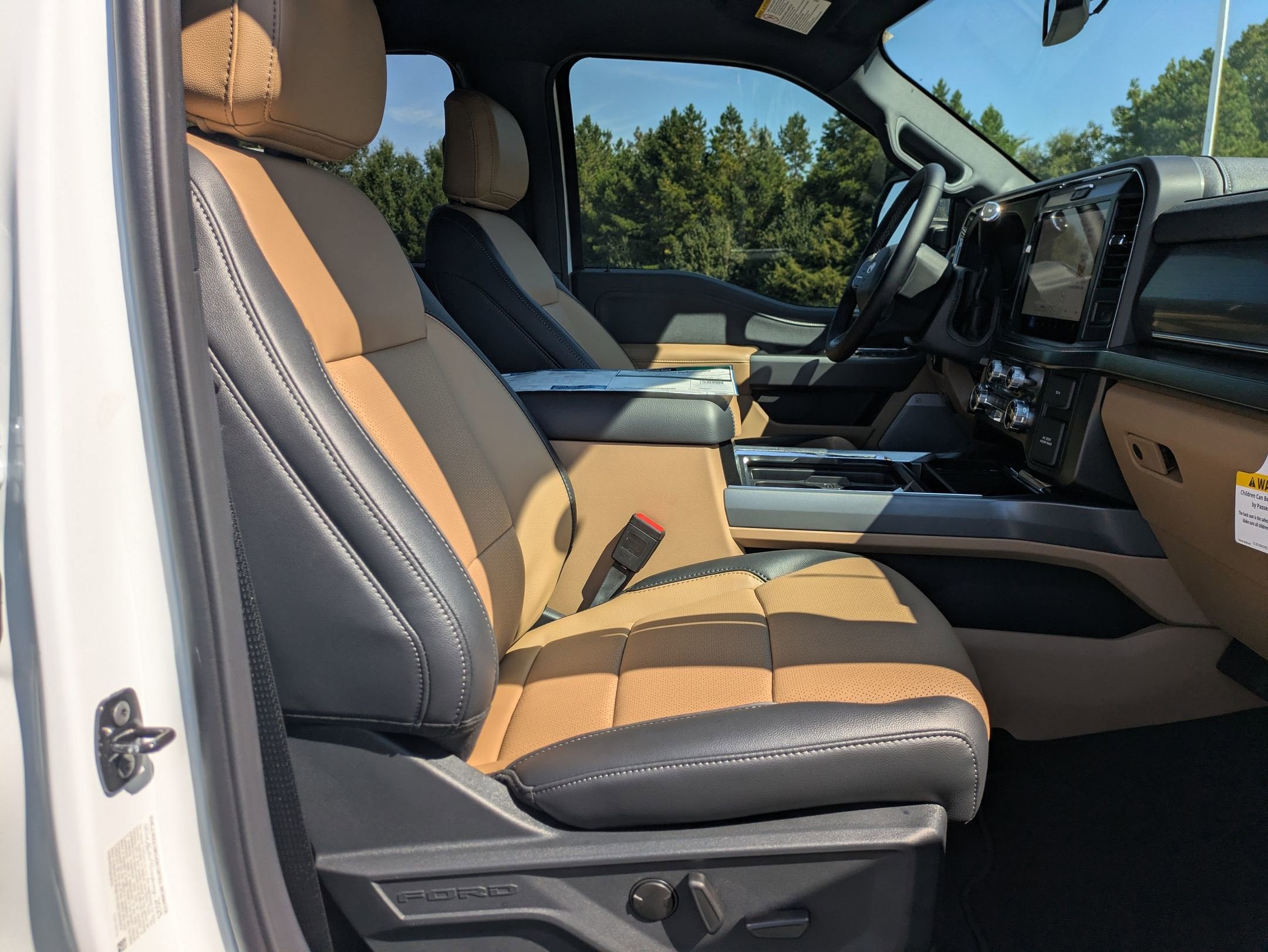 2025 Ford Super Duty F-250 SRW LARIAT