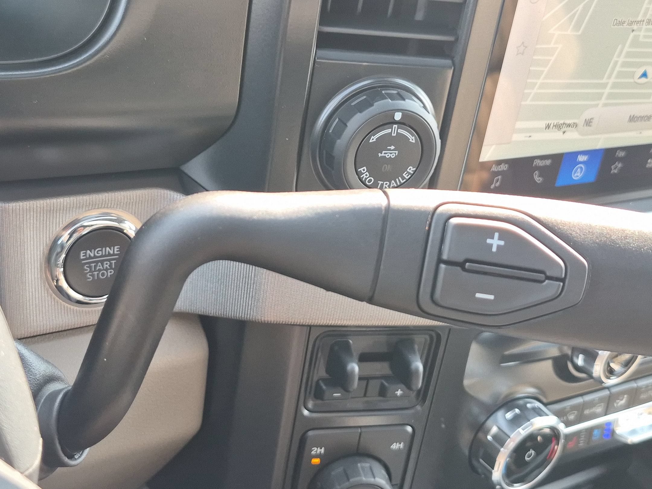 2026 Ford Super Duty F-350 SRW F-350® Platinum®