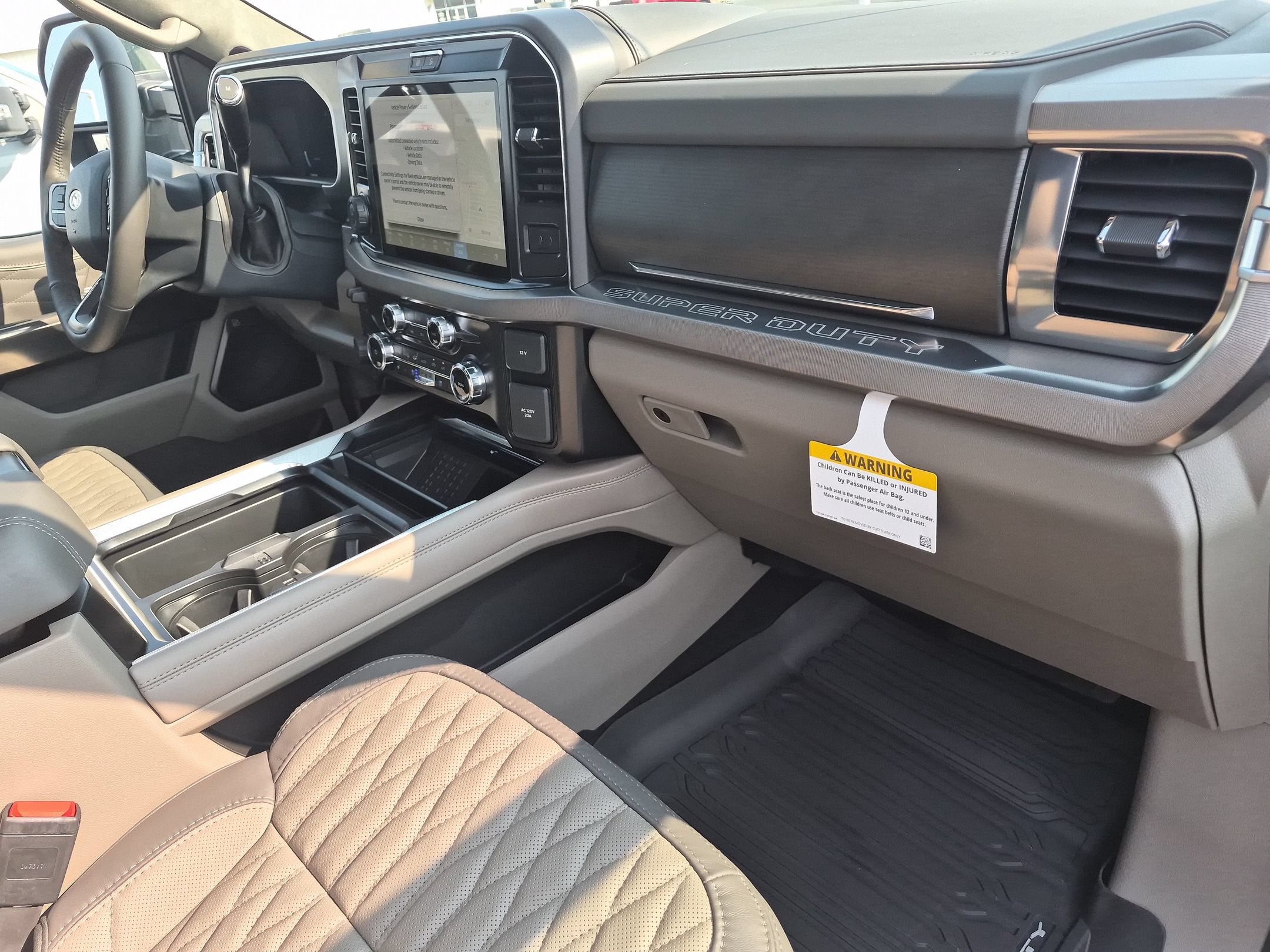 2026 Ford Super Duty F-350 SRW F-350® Platinum®