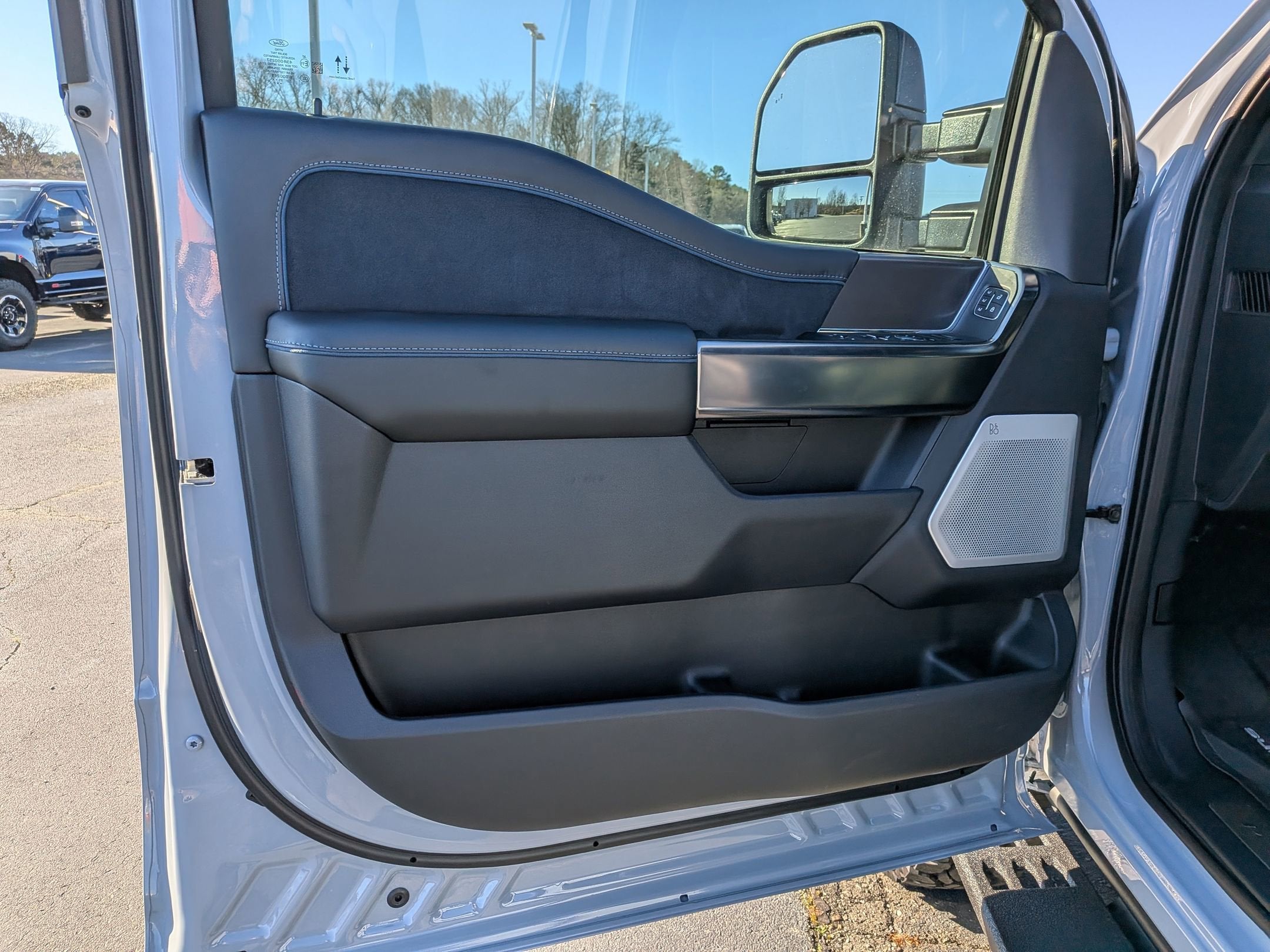 2026 Ford Super Duty F-350 SRW Platinum