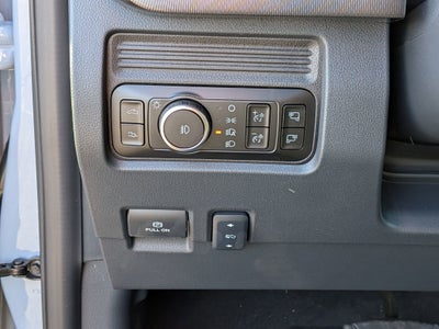 2026 Ford Super Duty F-350 SRW Platinum