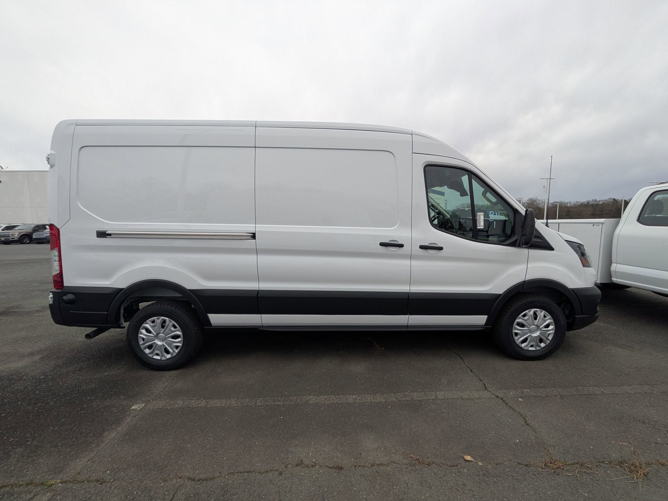 2026 Ford Transit Cargo Van Base