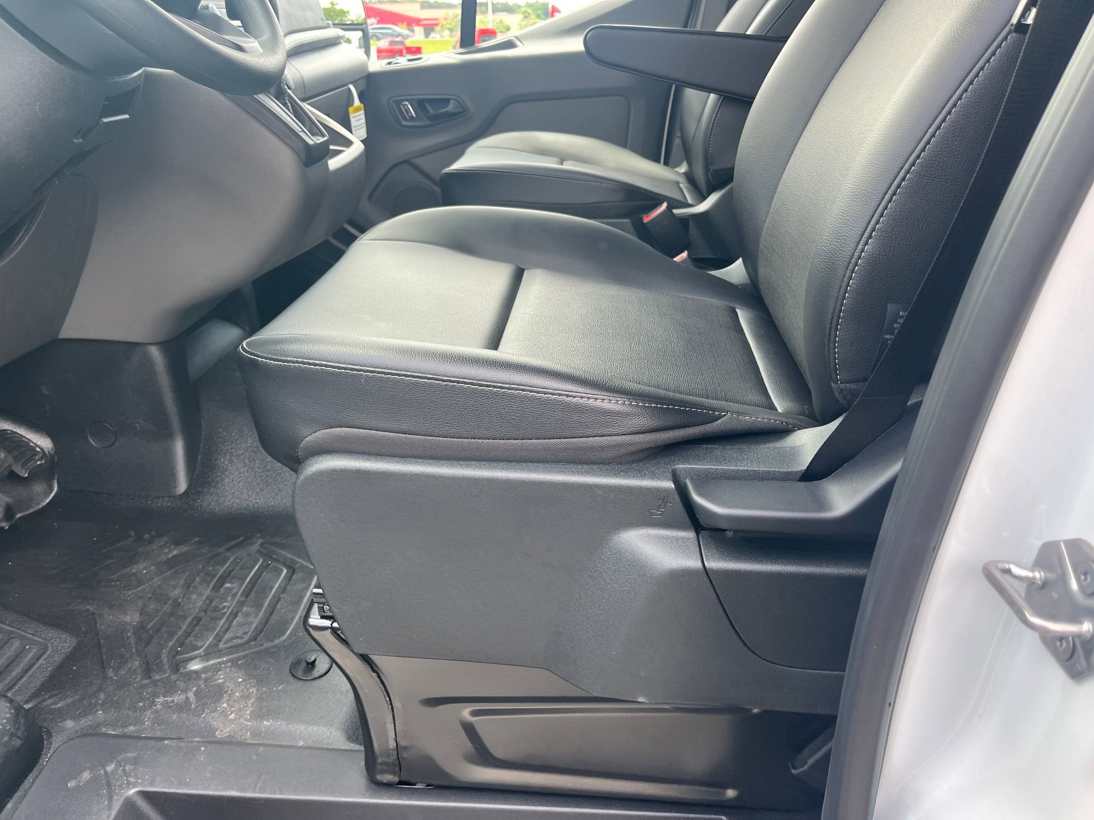 2026 Ford Transit Cargo Van Base