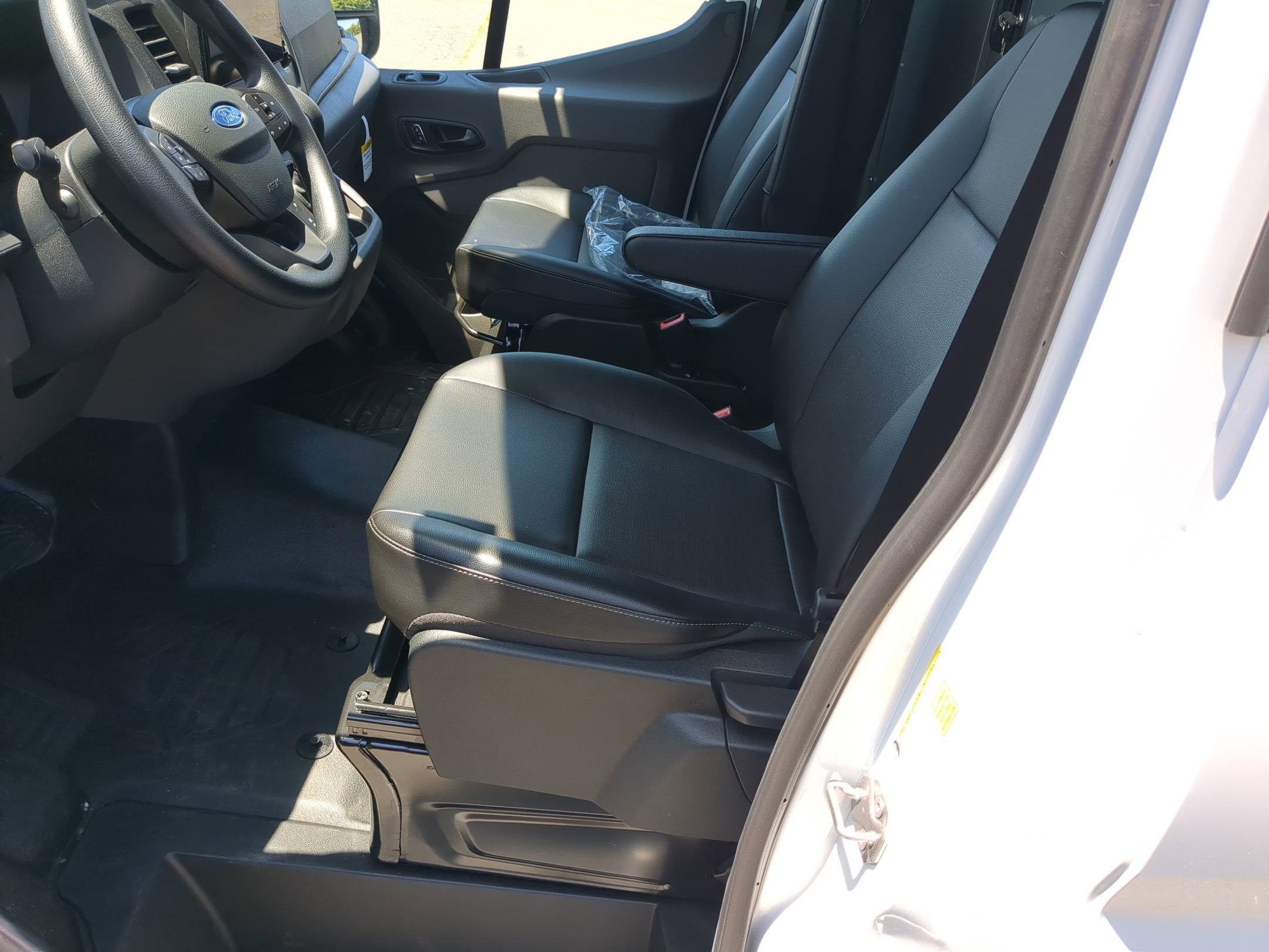 2026 Ford Transit Cargo Van Base